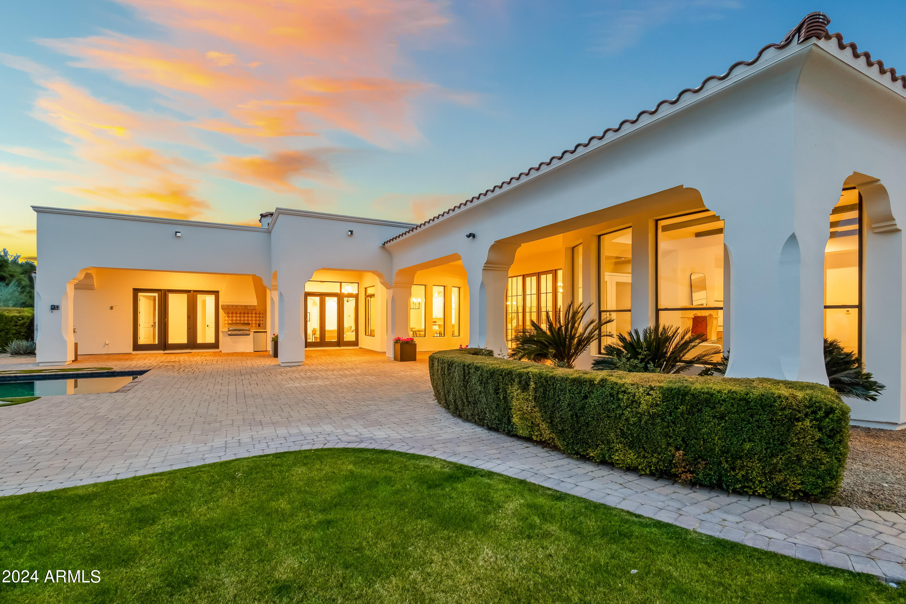 MOUNTAIN VIEW - Residential