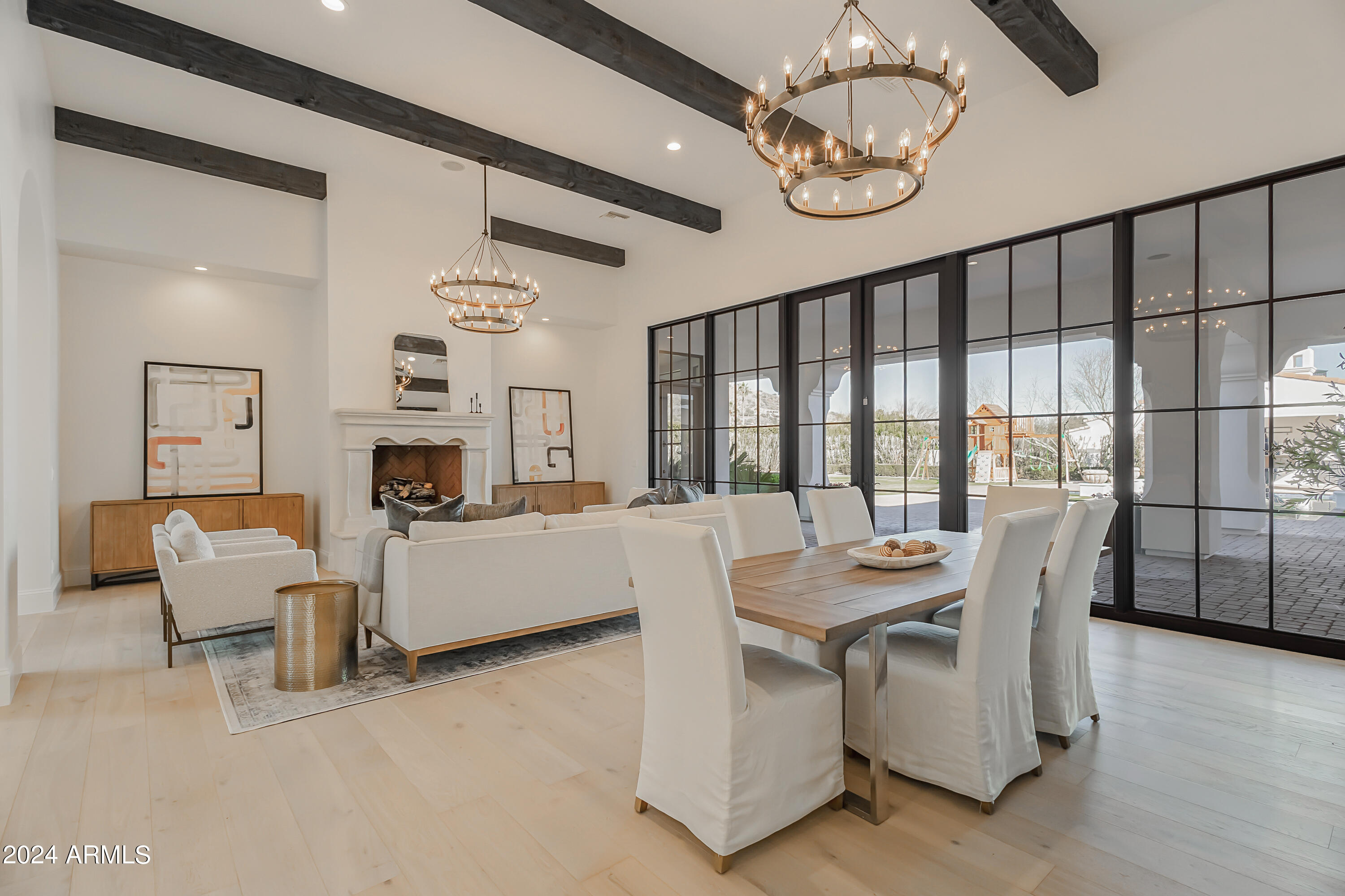 MOUNTAIN VIEW - Residential