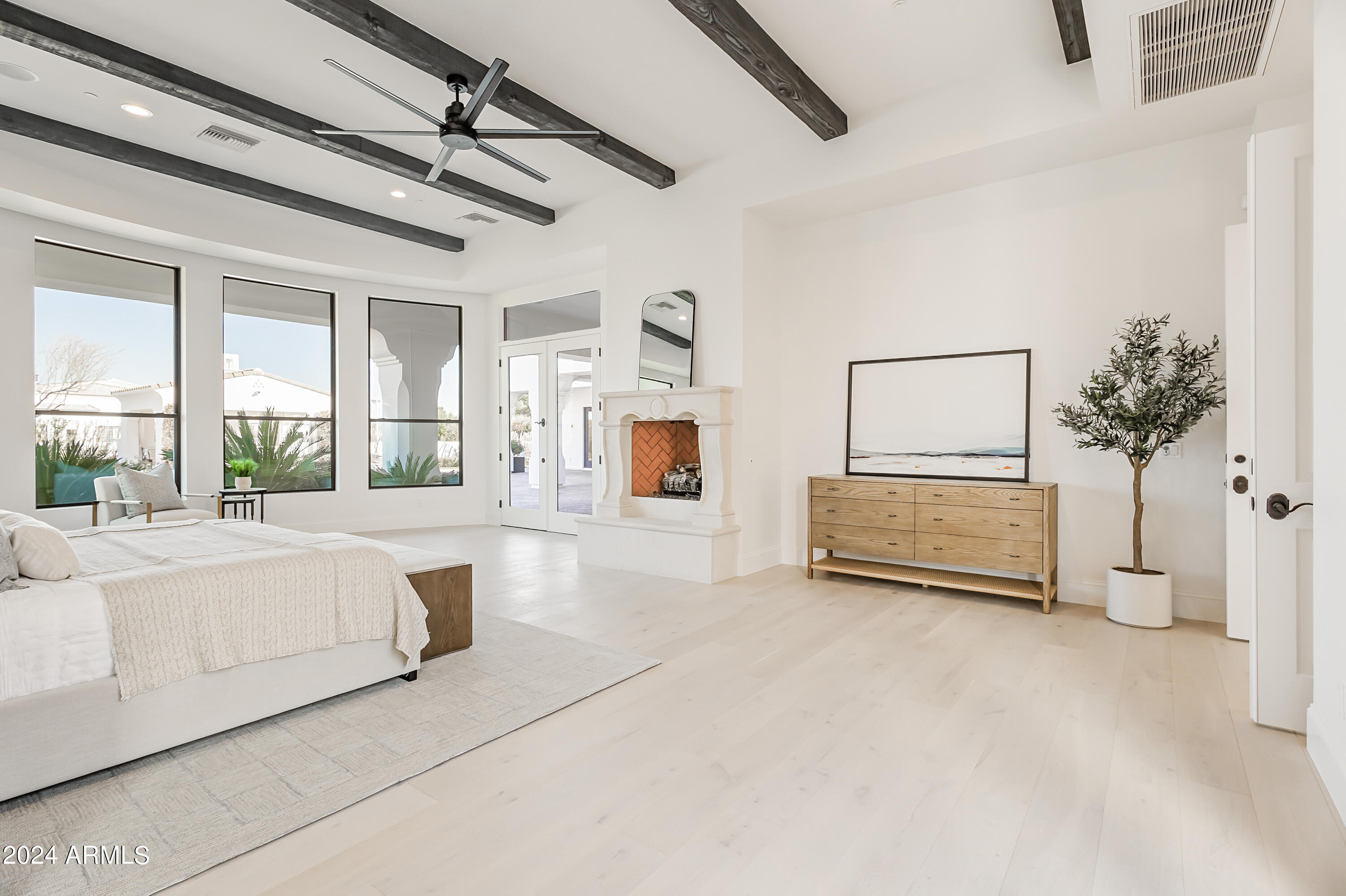 MOUNTAIN VIEW - Residential