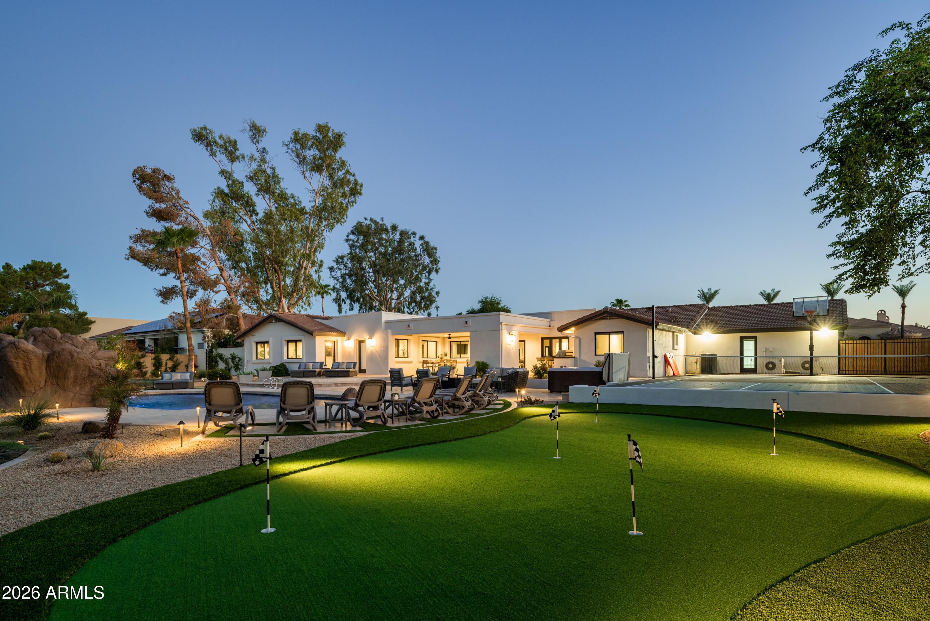 LA TIERRA ESTATES AMD - Residential