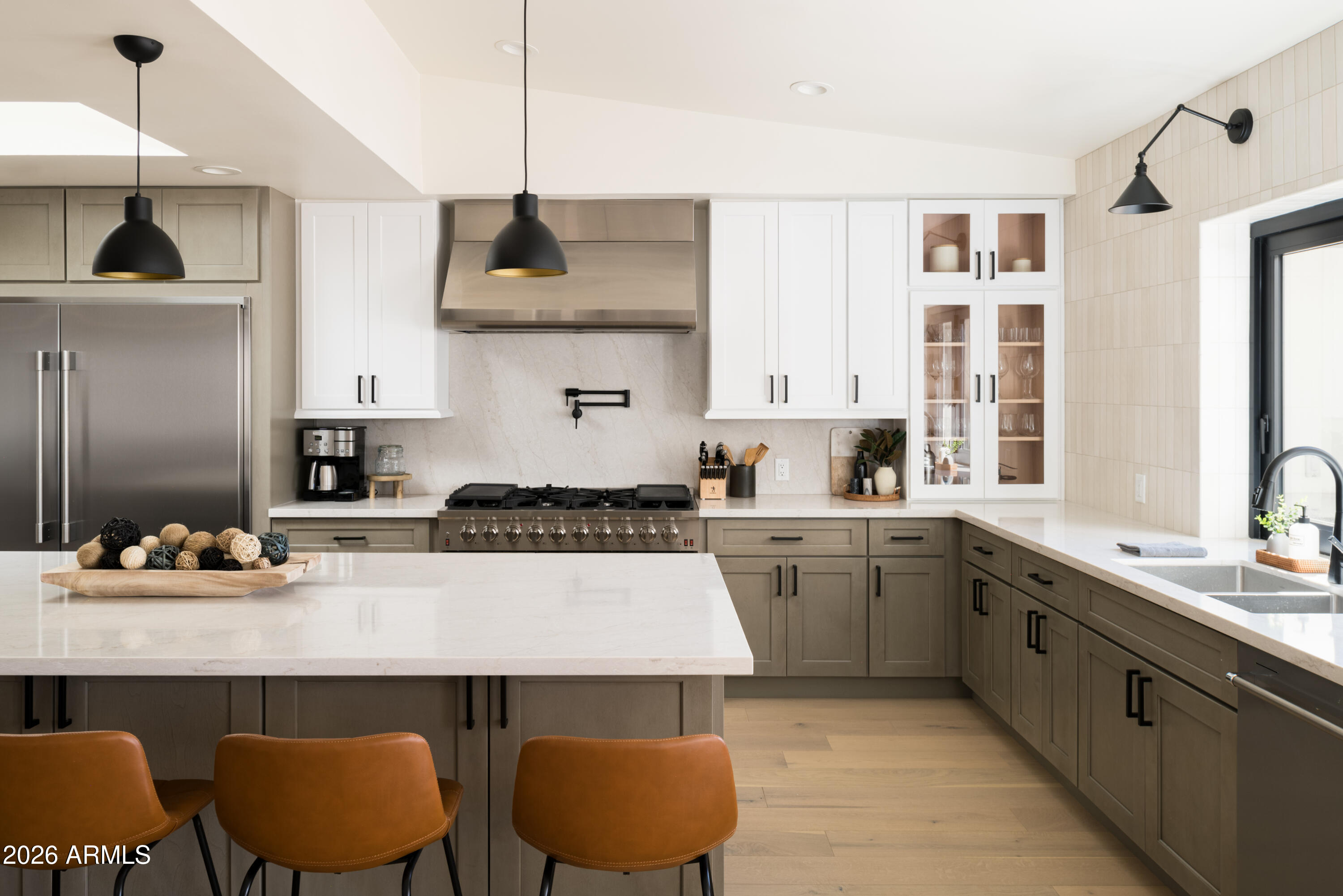 LA TIERRA ESTATES AMD - Residential