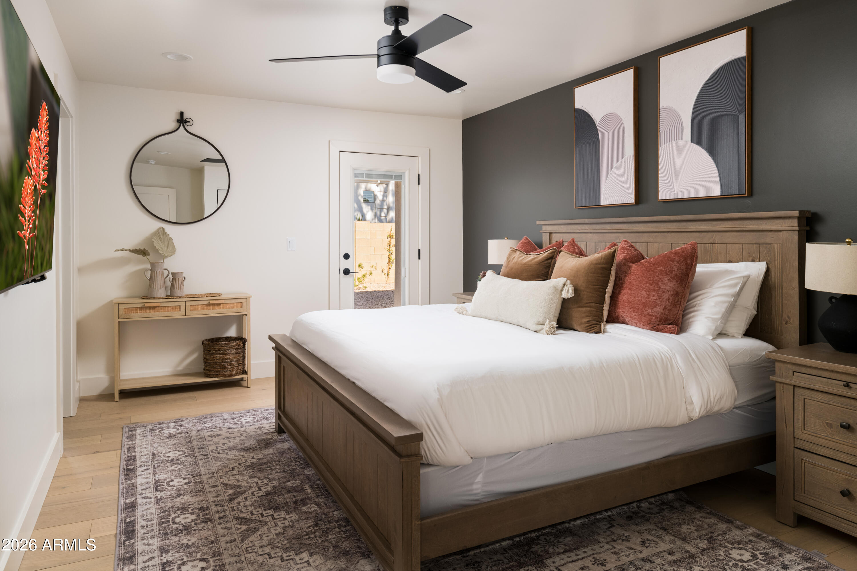 LA TIERRA ESTATES AMD - Residential