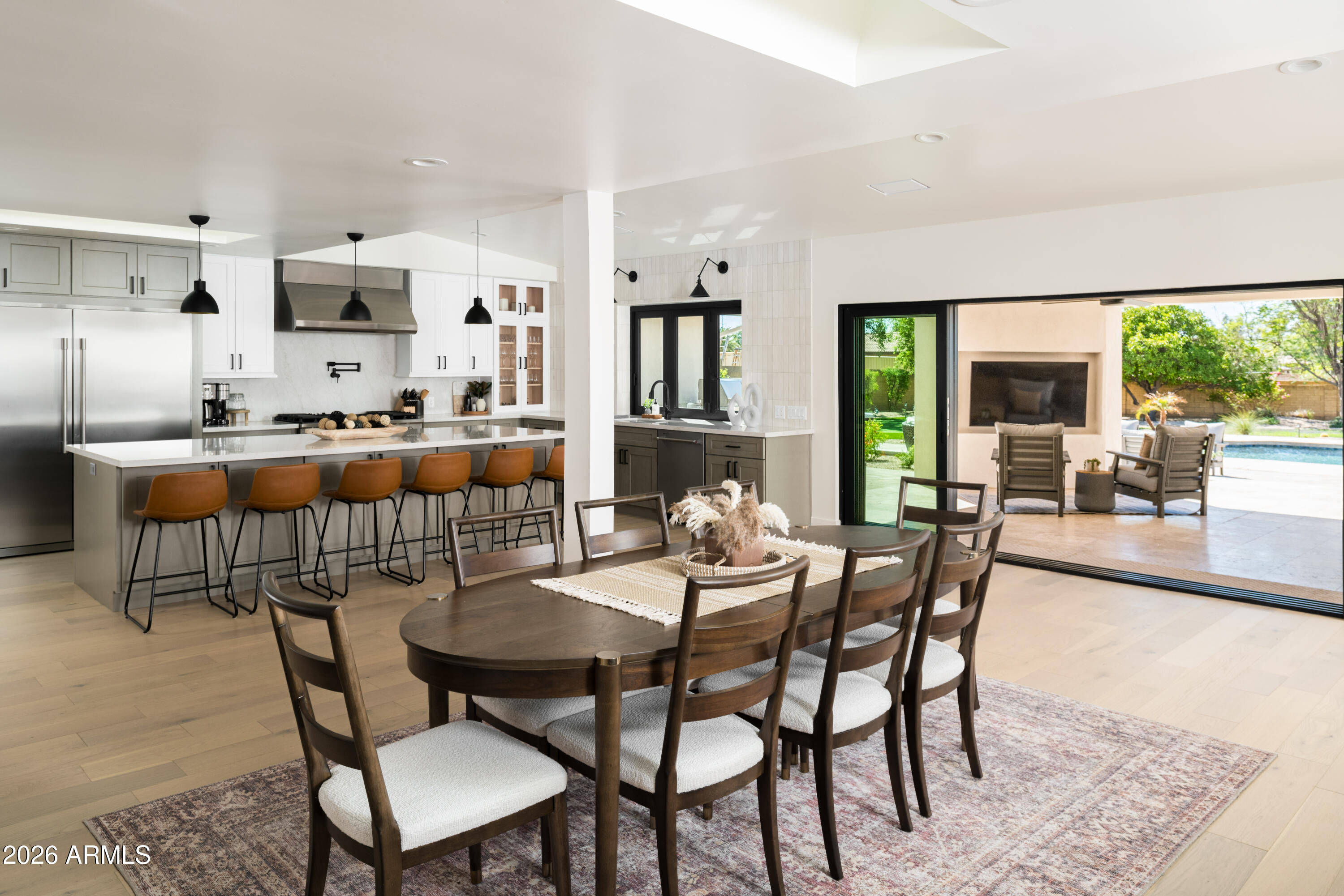 LA TIERRA ESTATES AMD - Residential