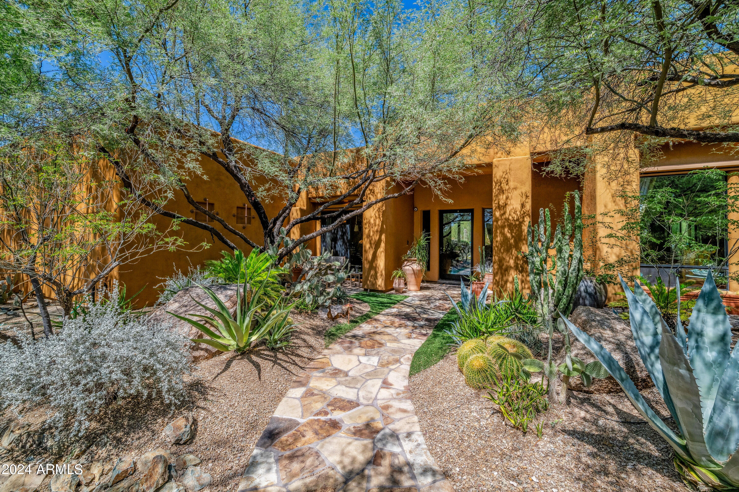 CAREFREE ARIZONA - Residential