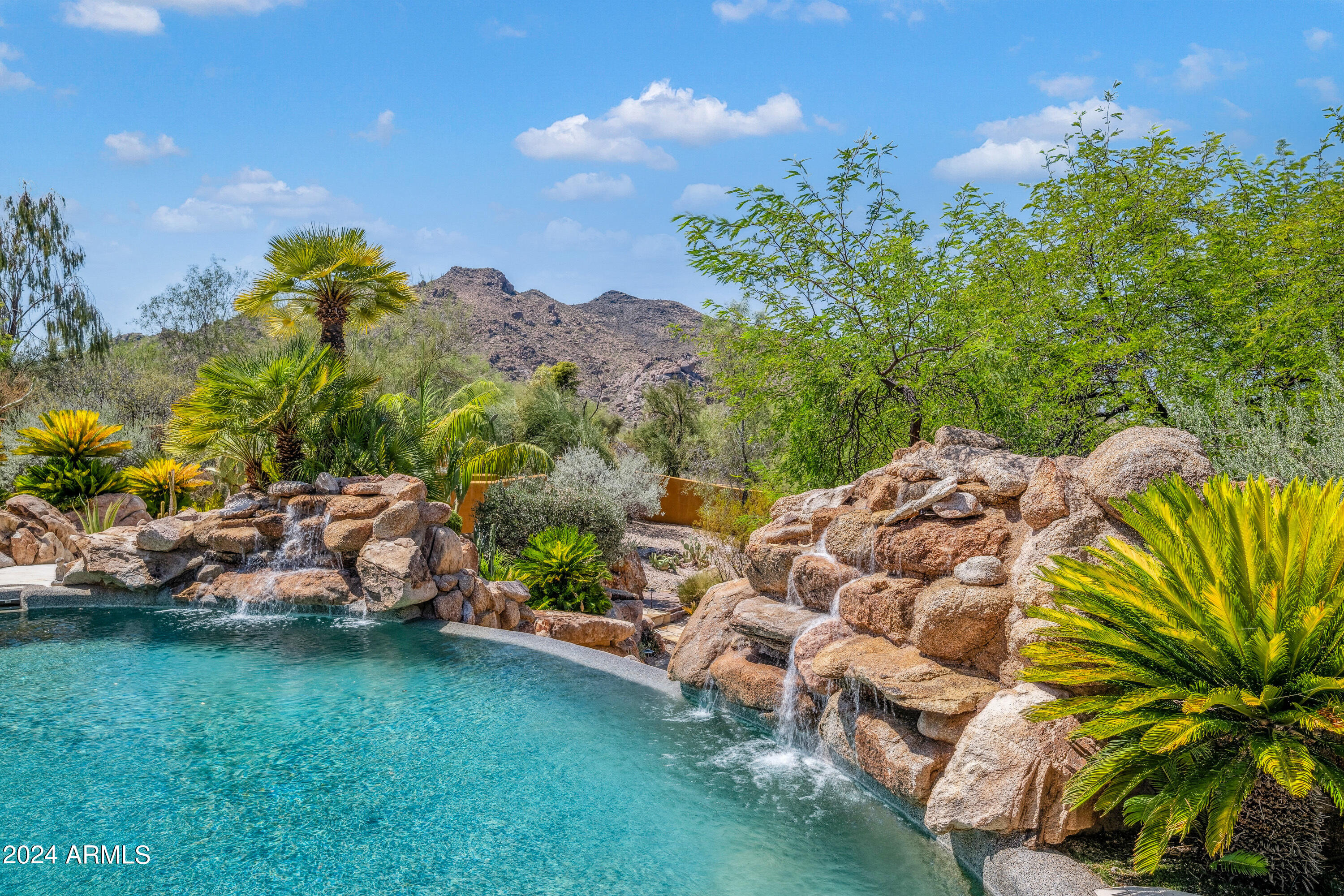 CAREFREE ARIZONA - Residential