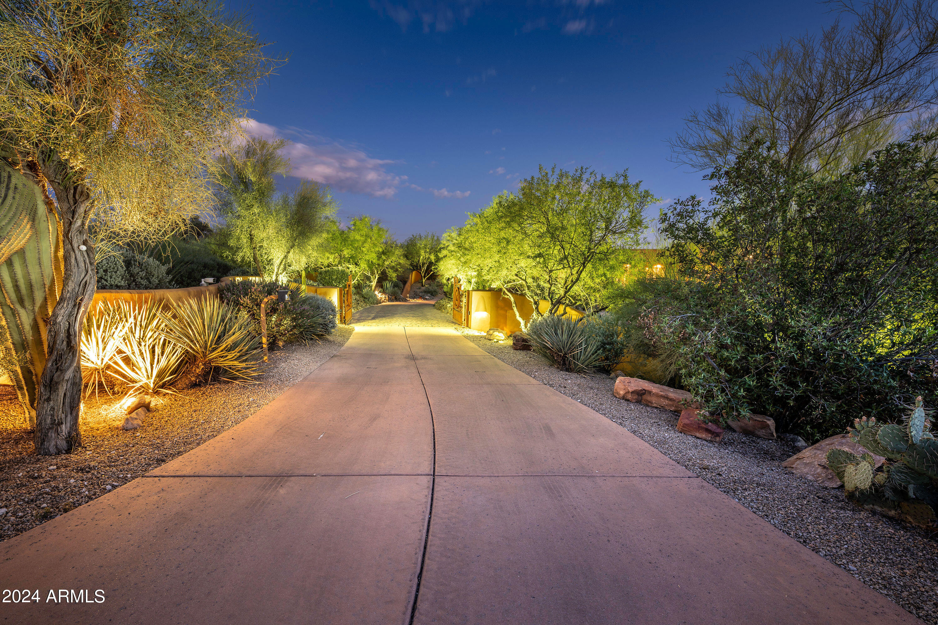 CAREFREE ARIZONA - Residential