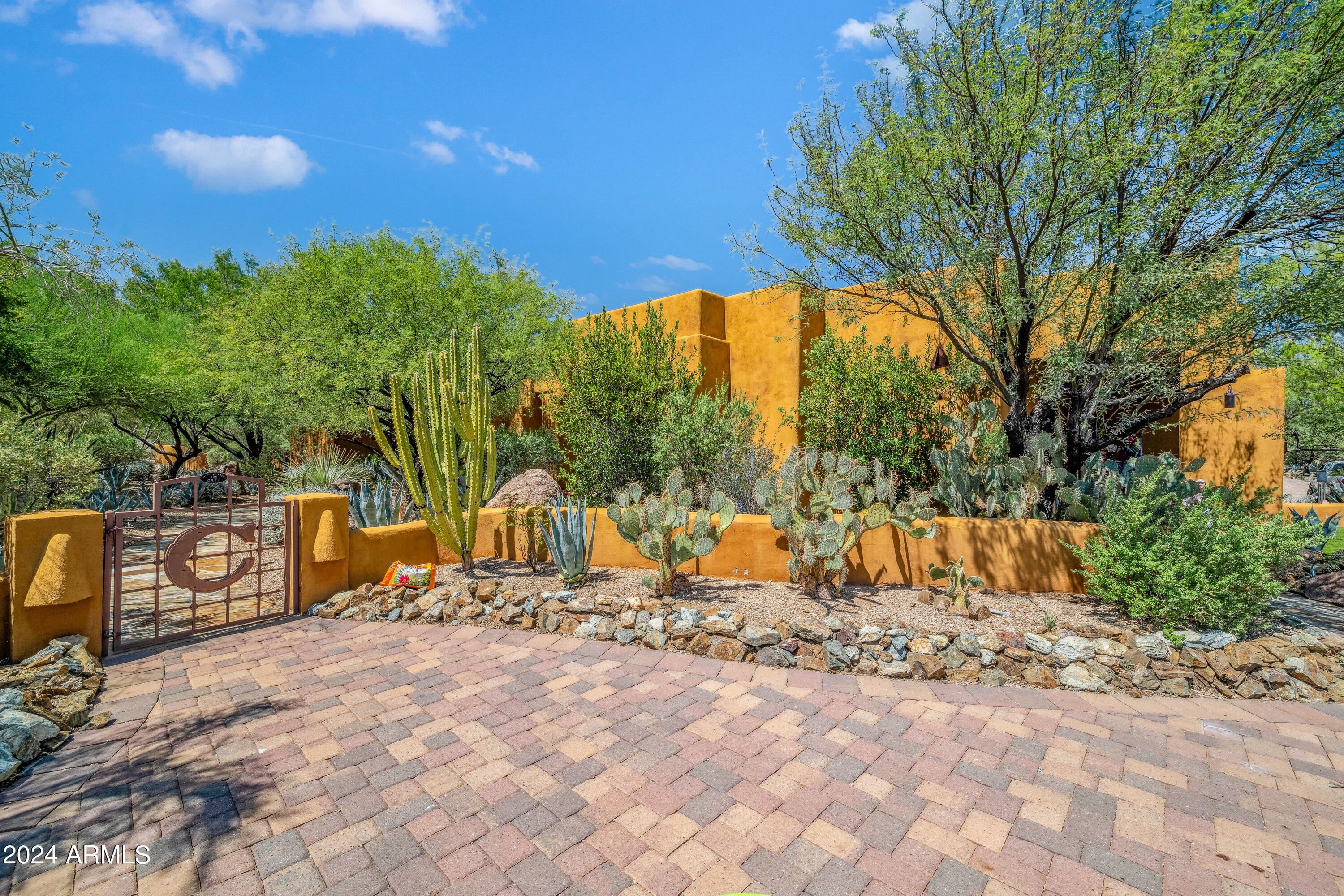CAREFREE ARIZONA - Residential