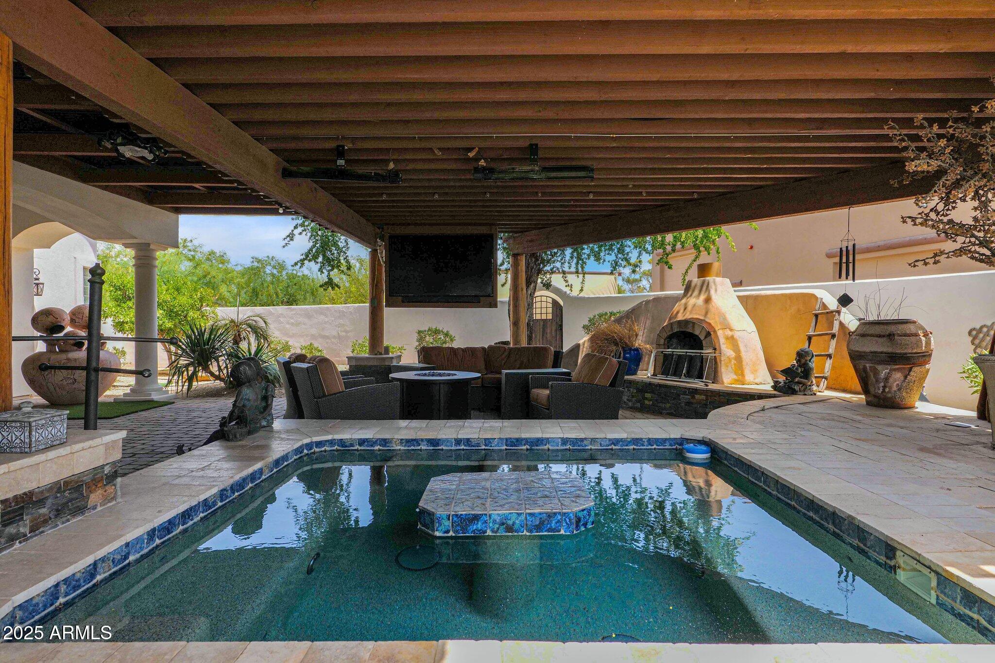 DESERT ESTATES 1 LOTS 1-4, 21-24 - Residential