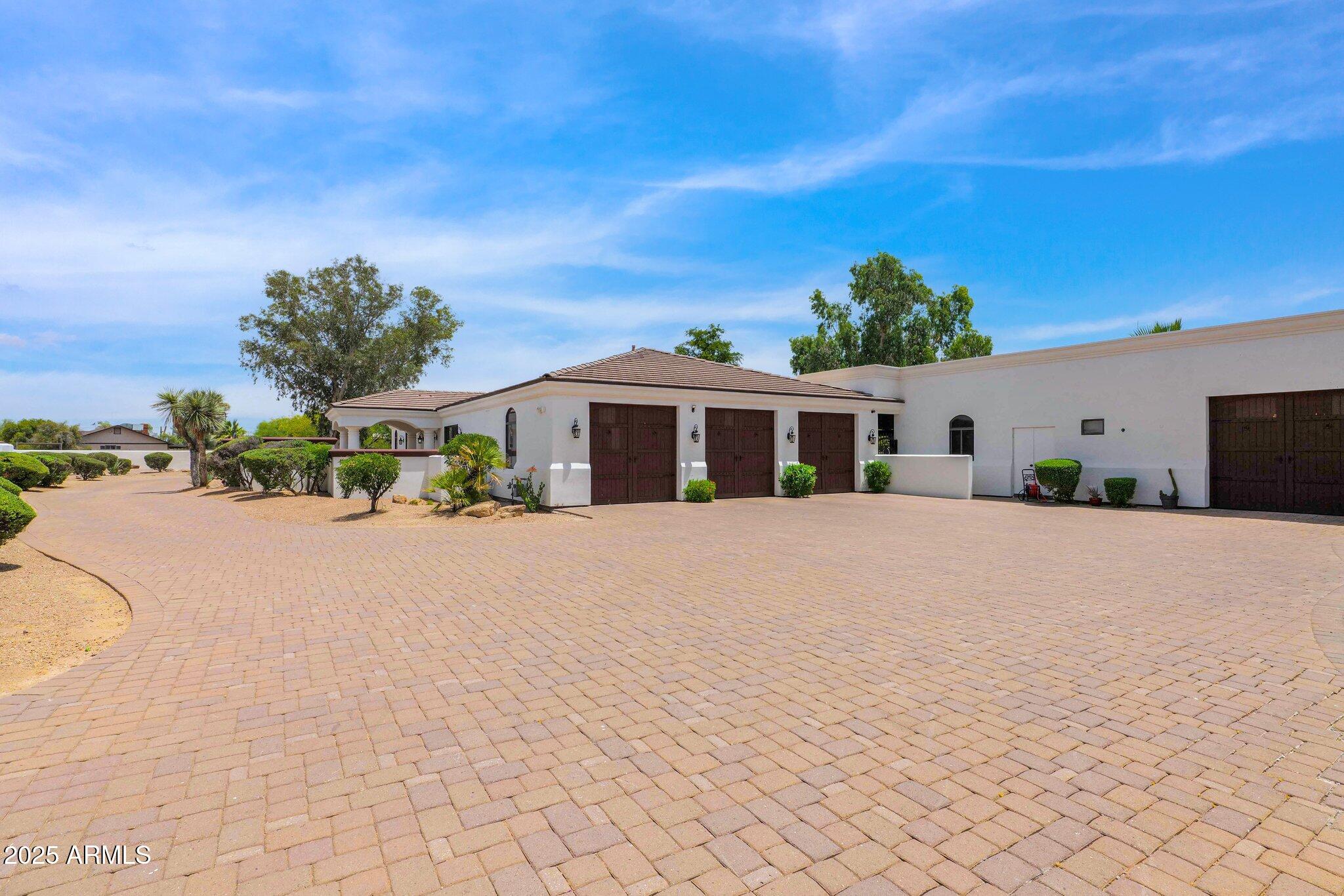 DESERT ESTATES 1 LOTS 1-4, 21-24 - Residential