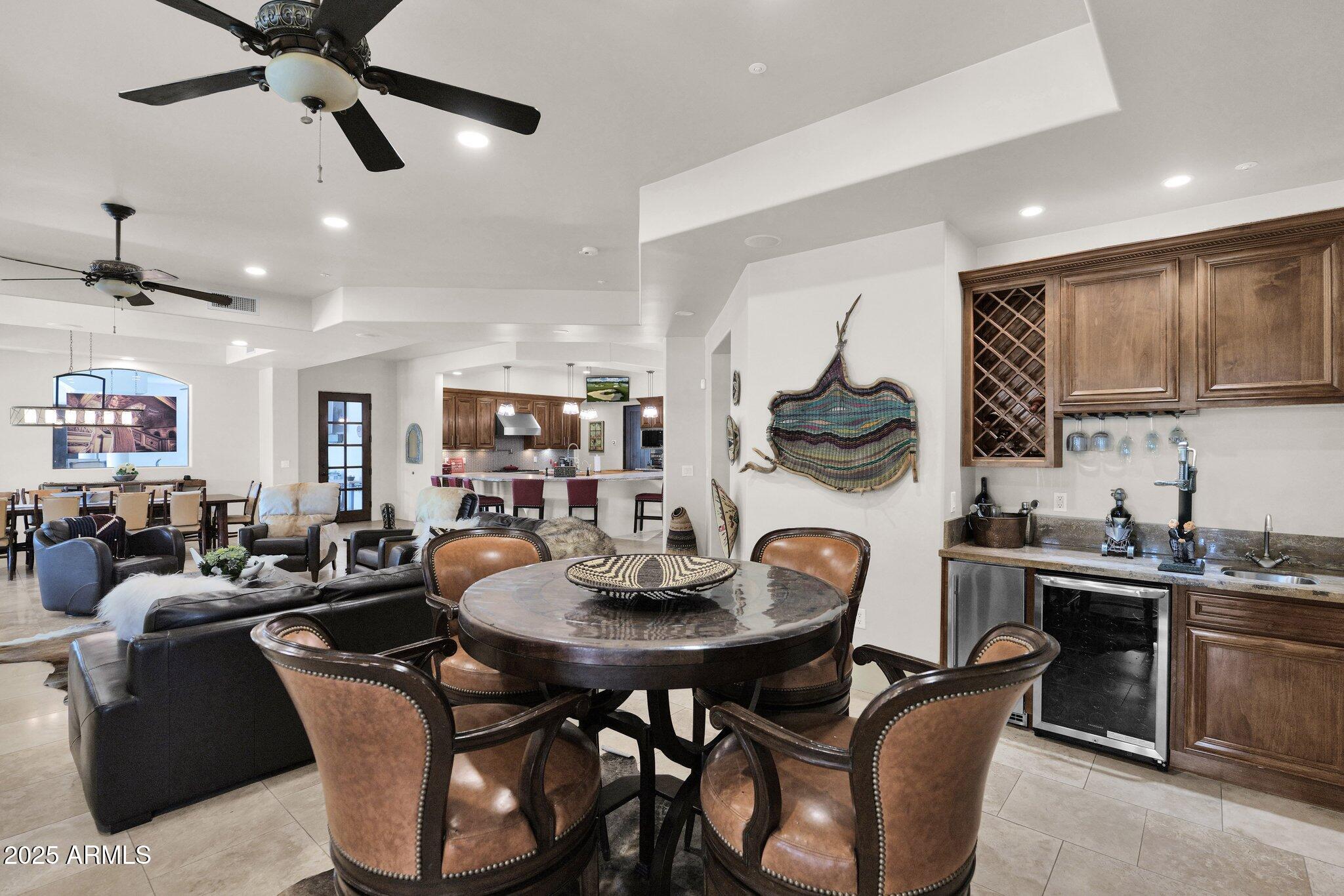 DESERT ESTATES 1 LOTS 1-4, 21-24 - Residential
