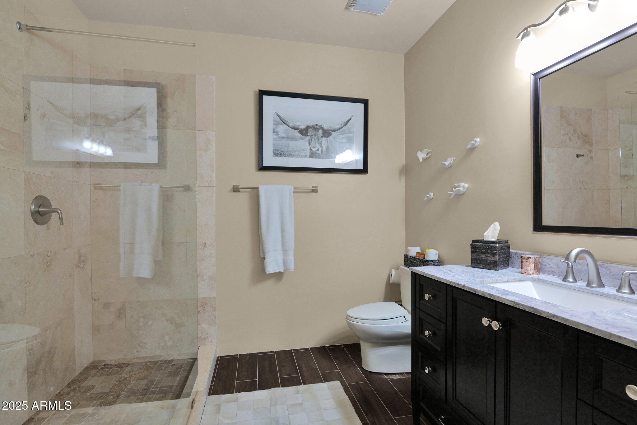 DESERT ESTATES 1 LOTS 1-4, 21-24 - Residential