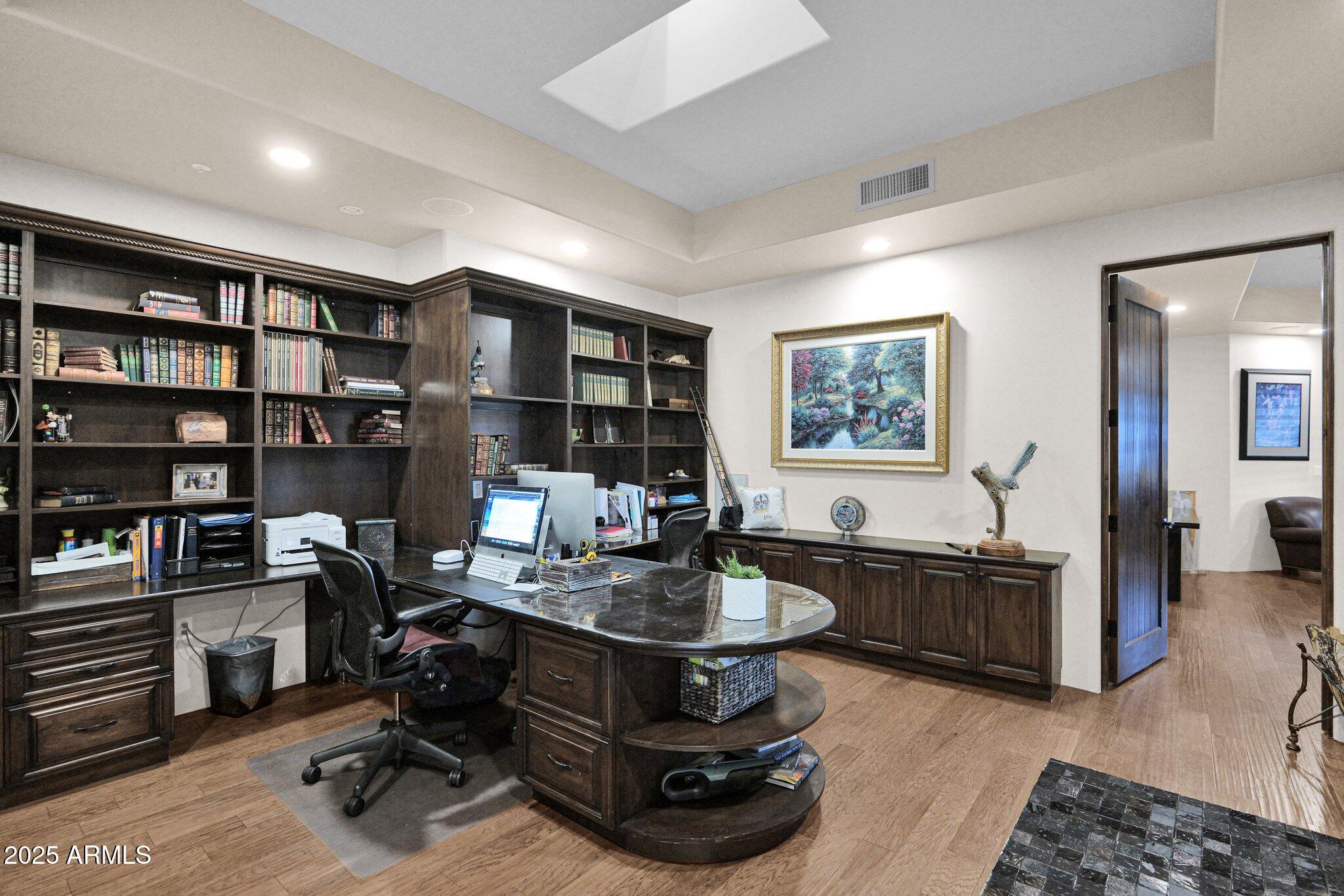 DESERT ESTATES 1 LOTS 1-4, 21-24 - Residential