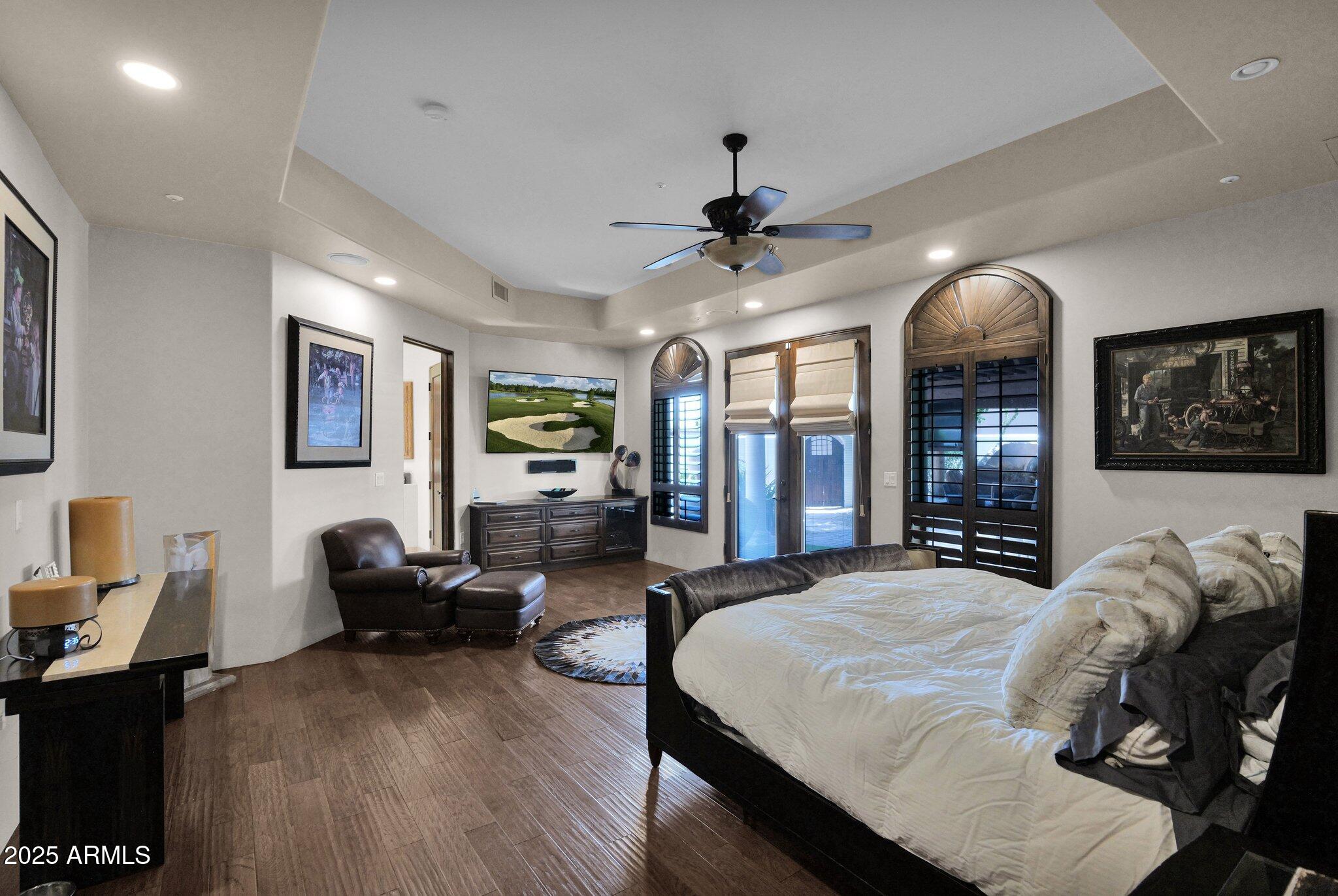 DESERT ESTATES 1 LOTS 1-4, 21-24 - Residential