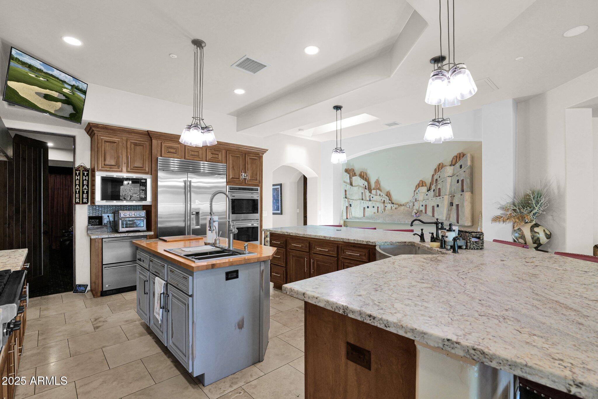 DESERT ESTATES 1 LOTS 1-4, 21-24 - Residential