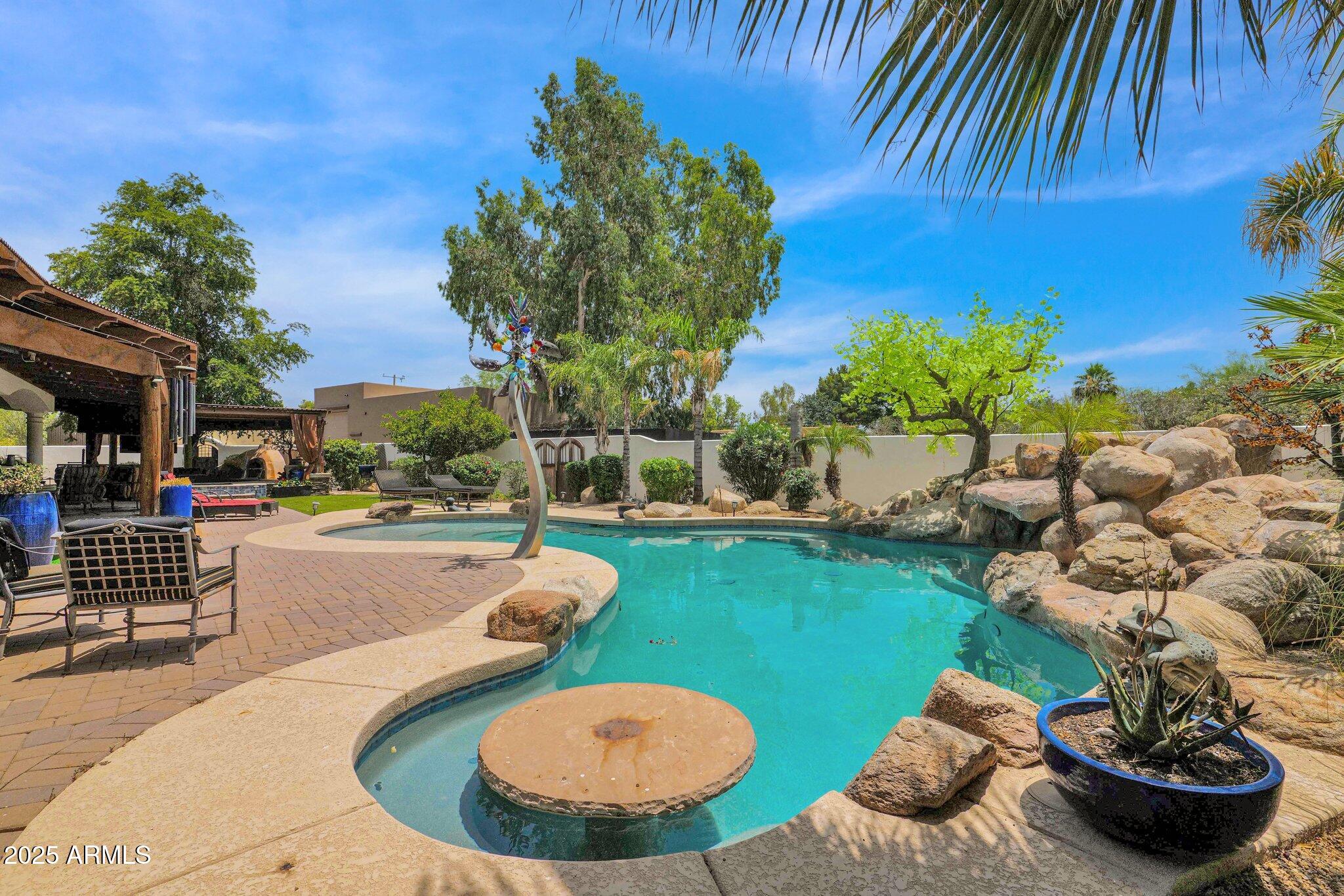 DESERT ESTATES 1 LOTS 1-4, 21-24 - Residential