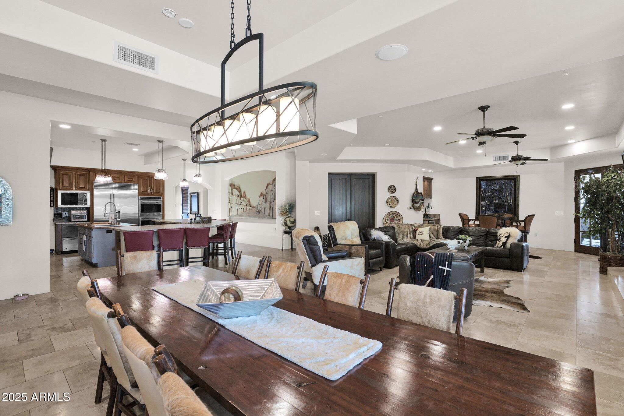 DESERT ESTATES 1 LOTS 1-4, 21-24 - Residential