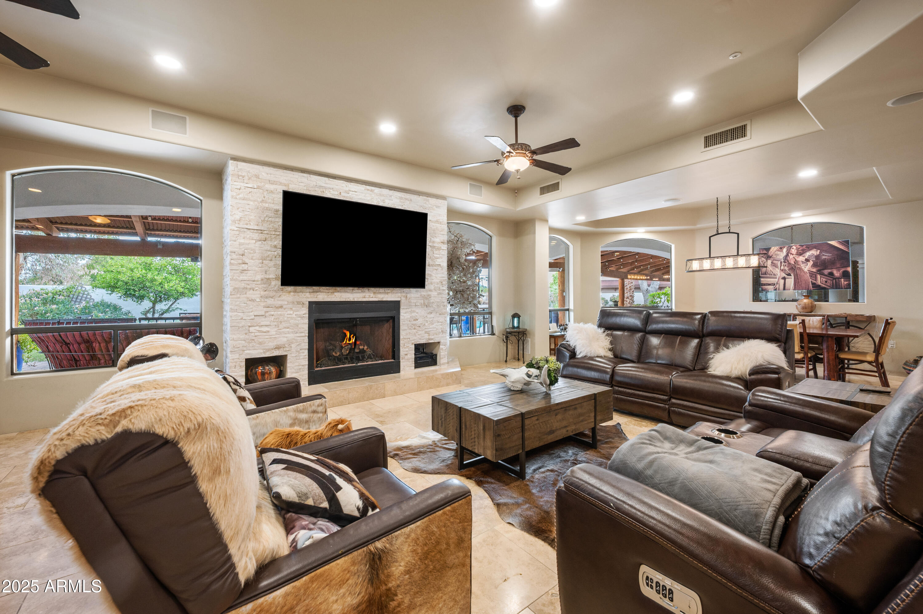 DESERT ESTATES 1 LOTS 1-4, 21-24 - Residential