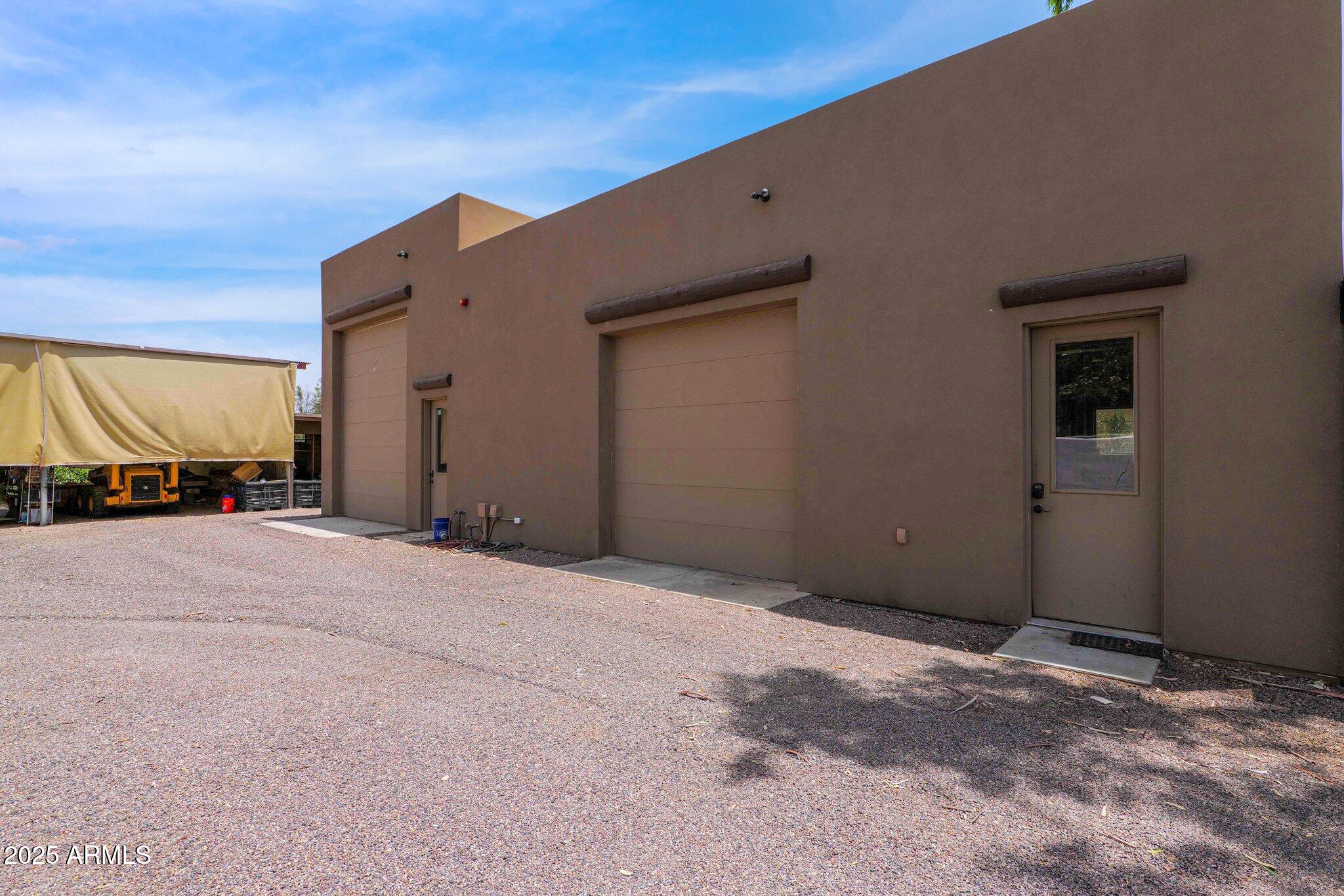 DESERT ESTATES 1 LOTS 1-4, 21-24 - Residential