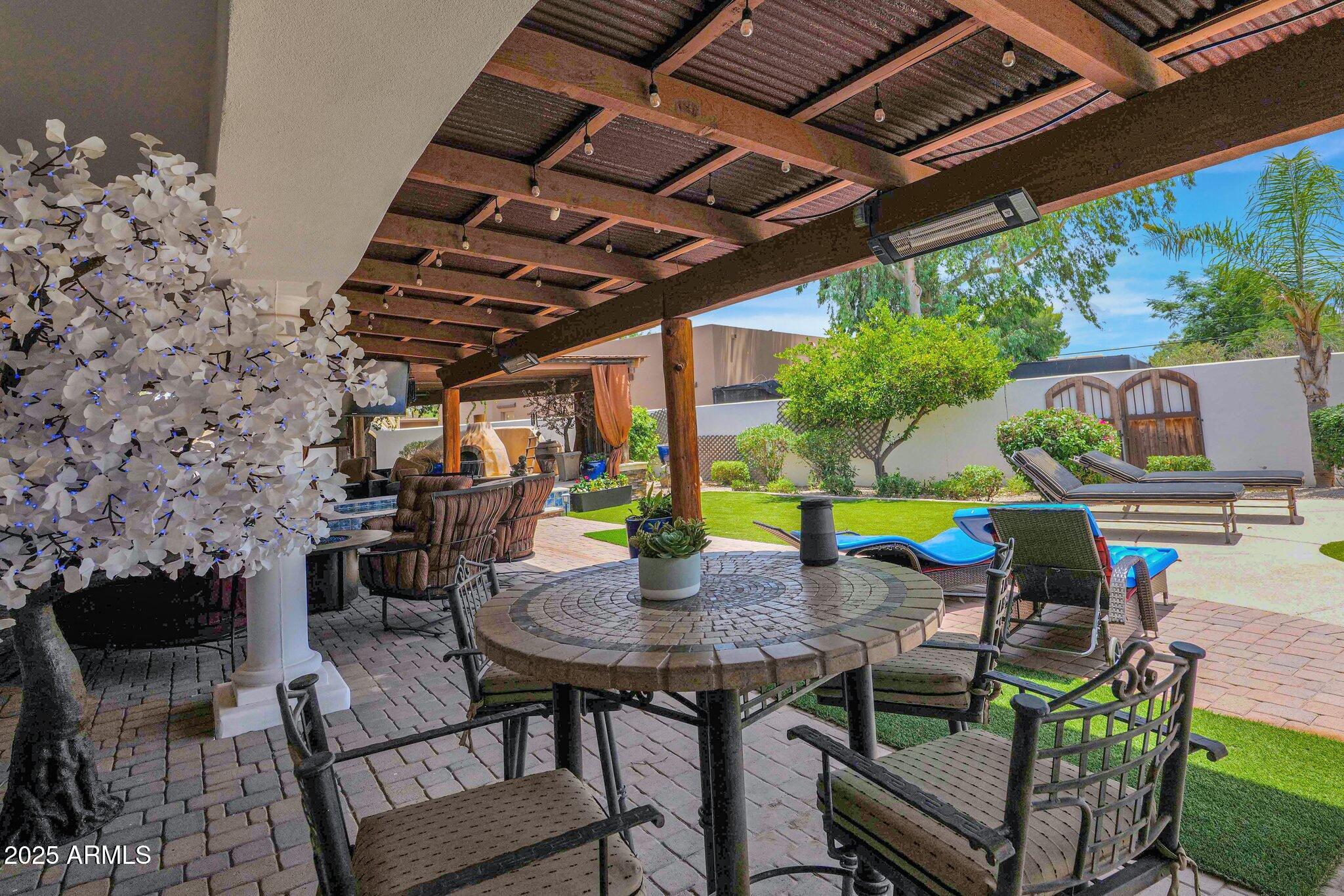 DESERT ESTATES 1 LOTS 1-4, 21-24 - Residential