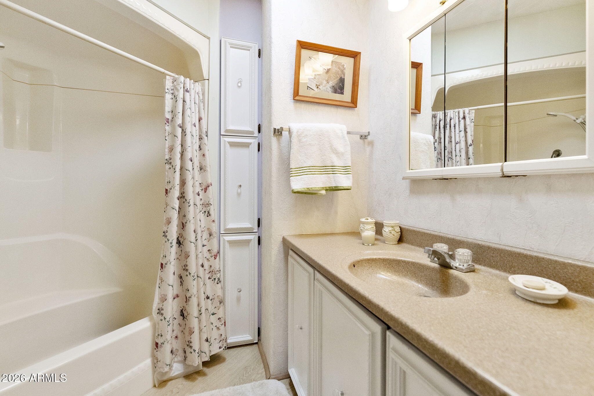 SUN LAKES UNIT 1 - Residential