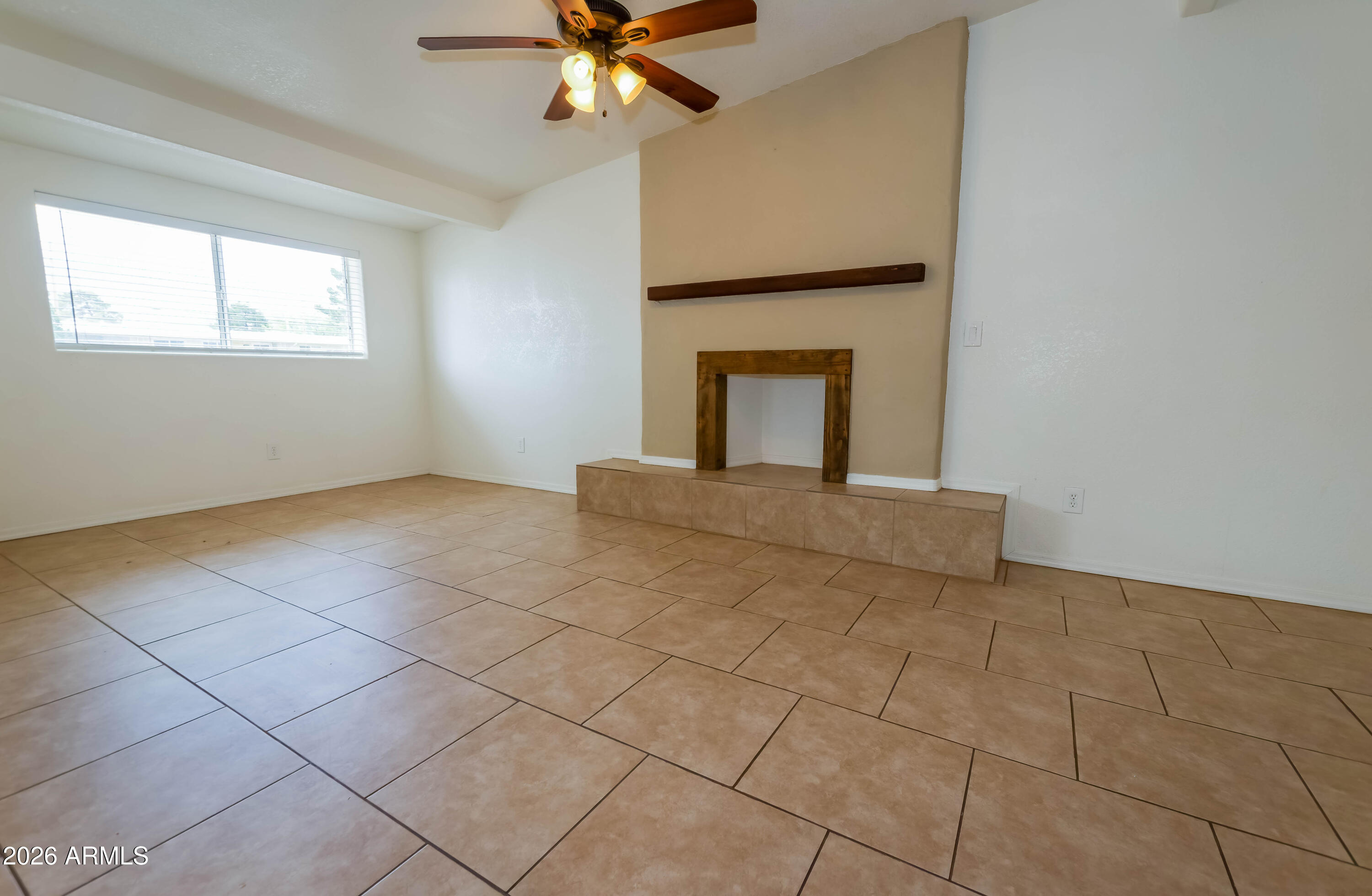GARDEN CANYON 3 - Residential