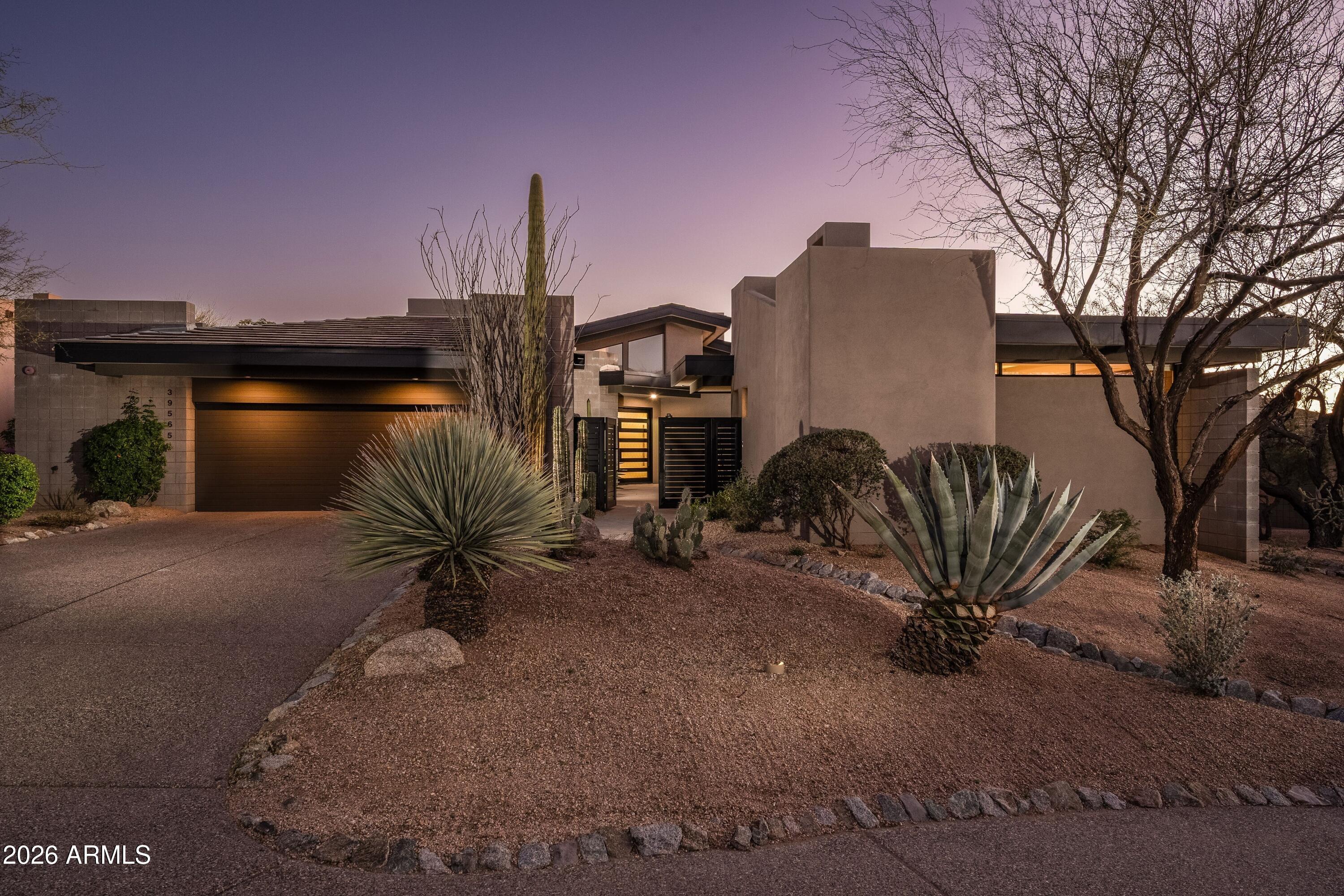 DESERT MOUNTAIN - Residential