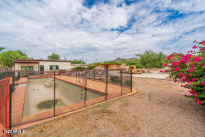 ARROYO HEIGHTS - Residential