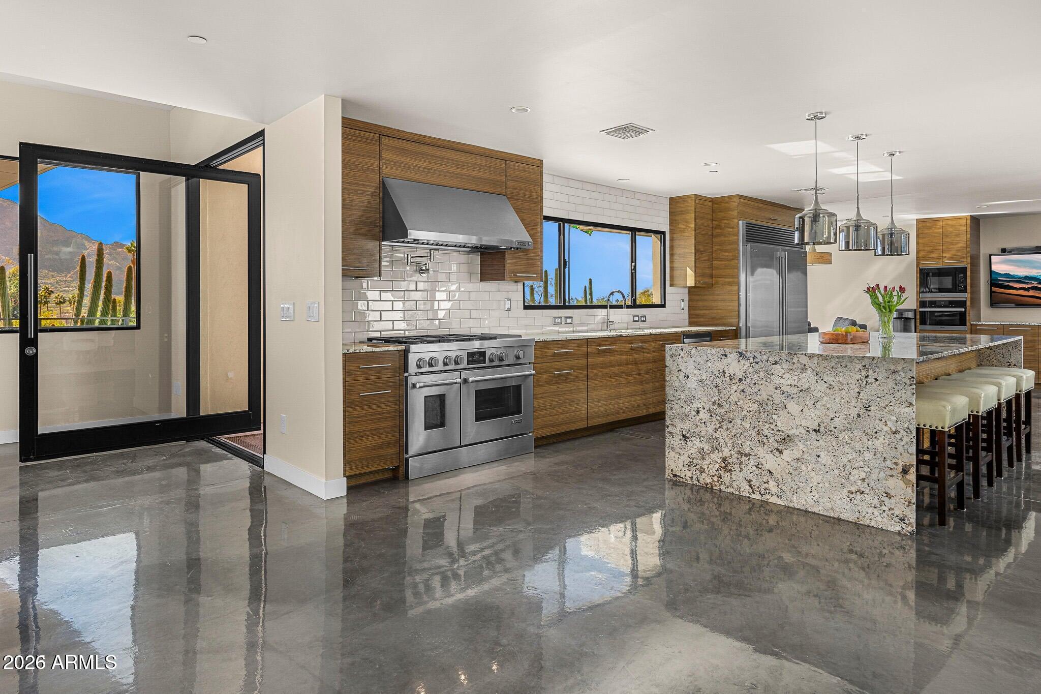 CLUB ESTATES 2 - Residential Lease