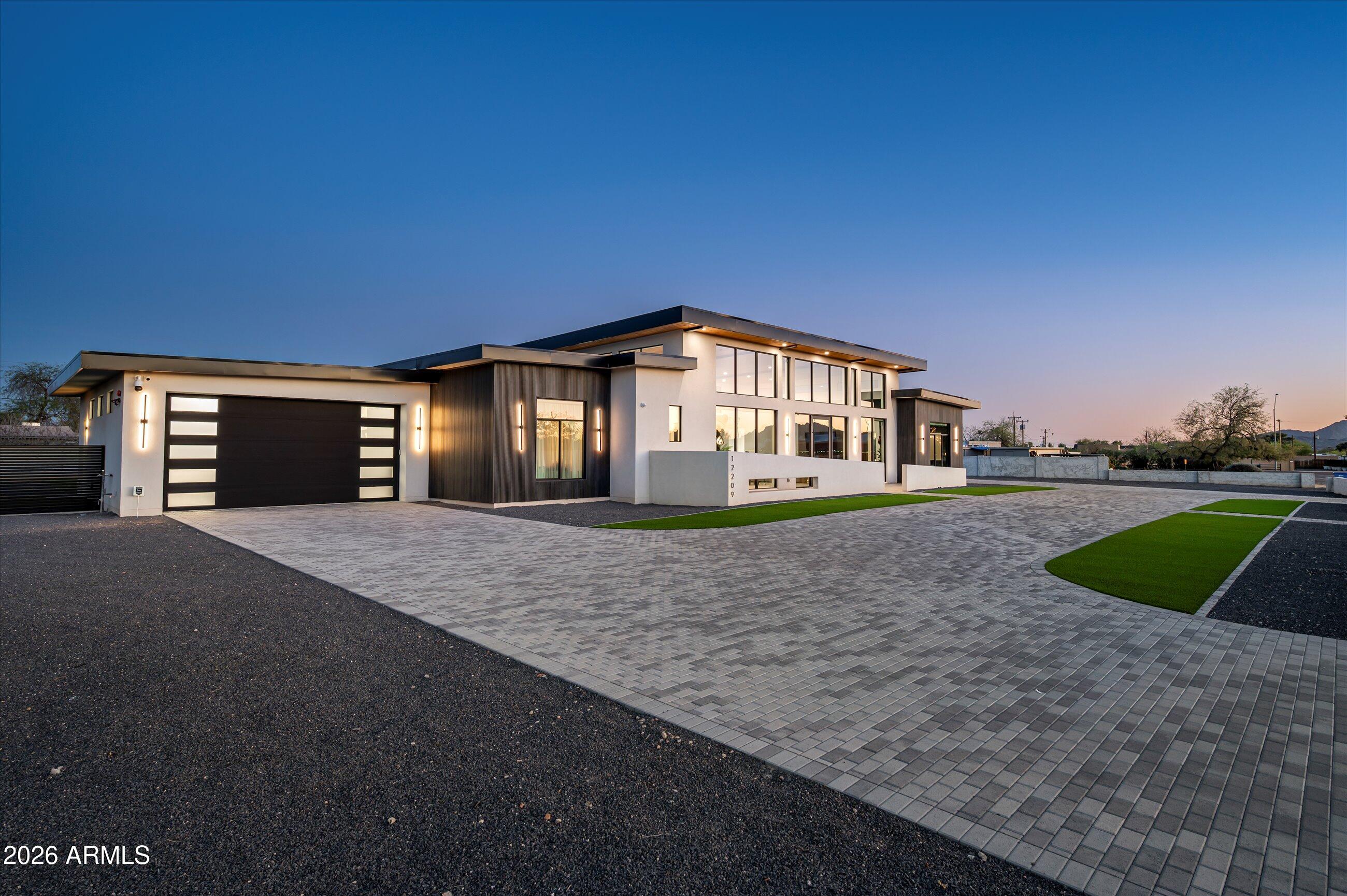 DESERT ESTATES 4 - Residential