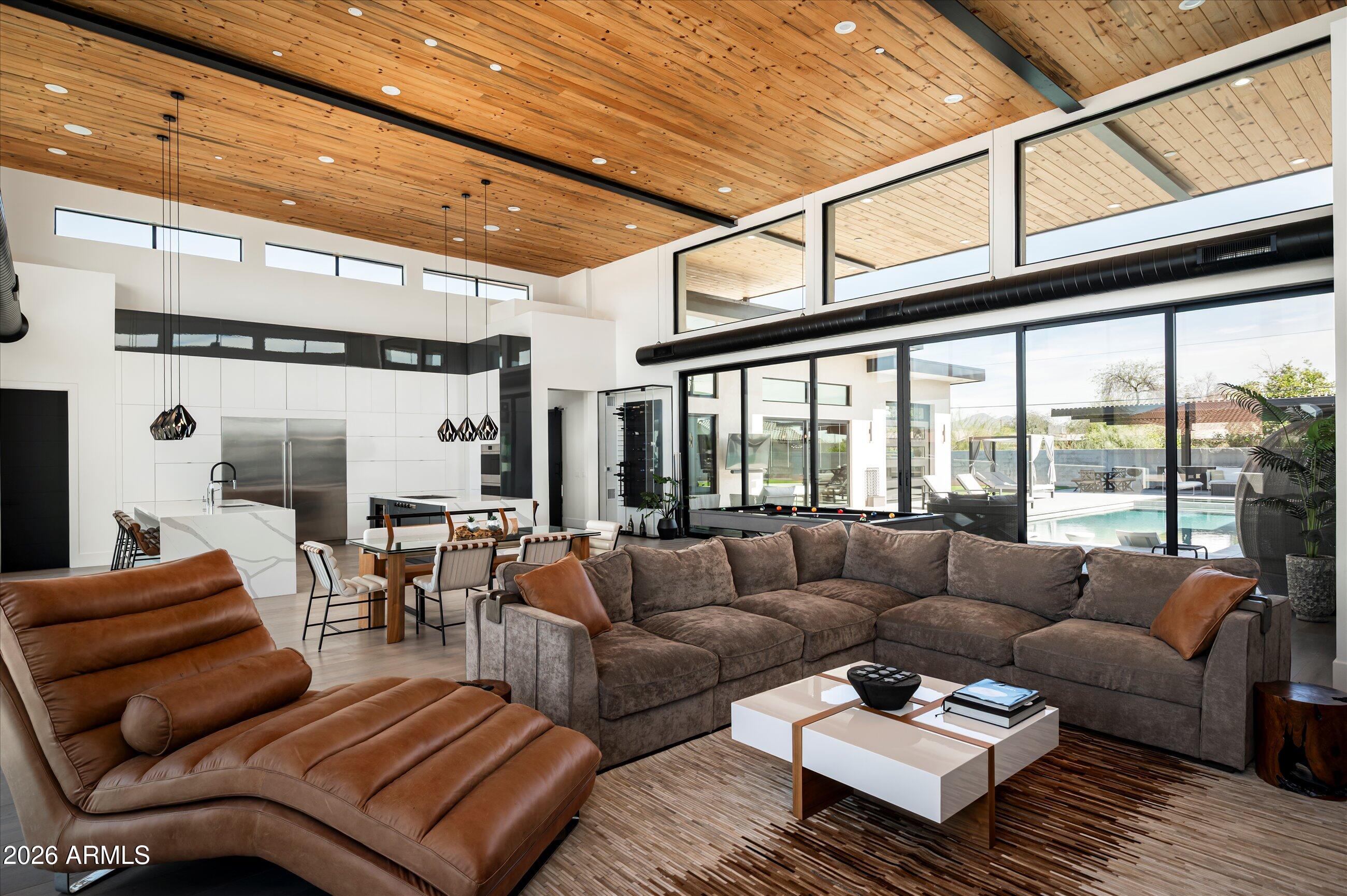 DESERT ESTATES 4 - Residential