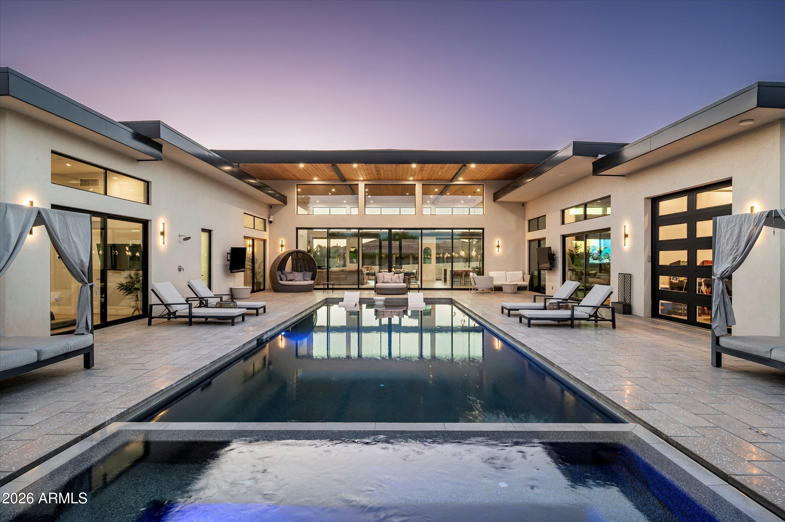 DESERT ESTATES 4 - Residential