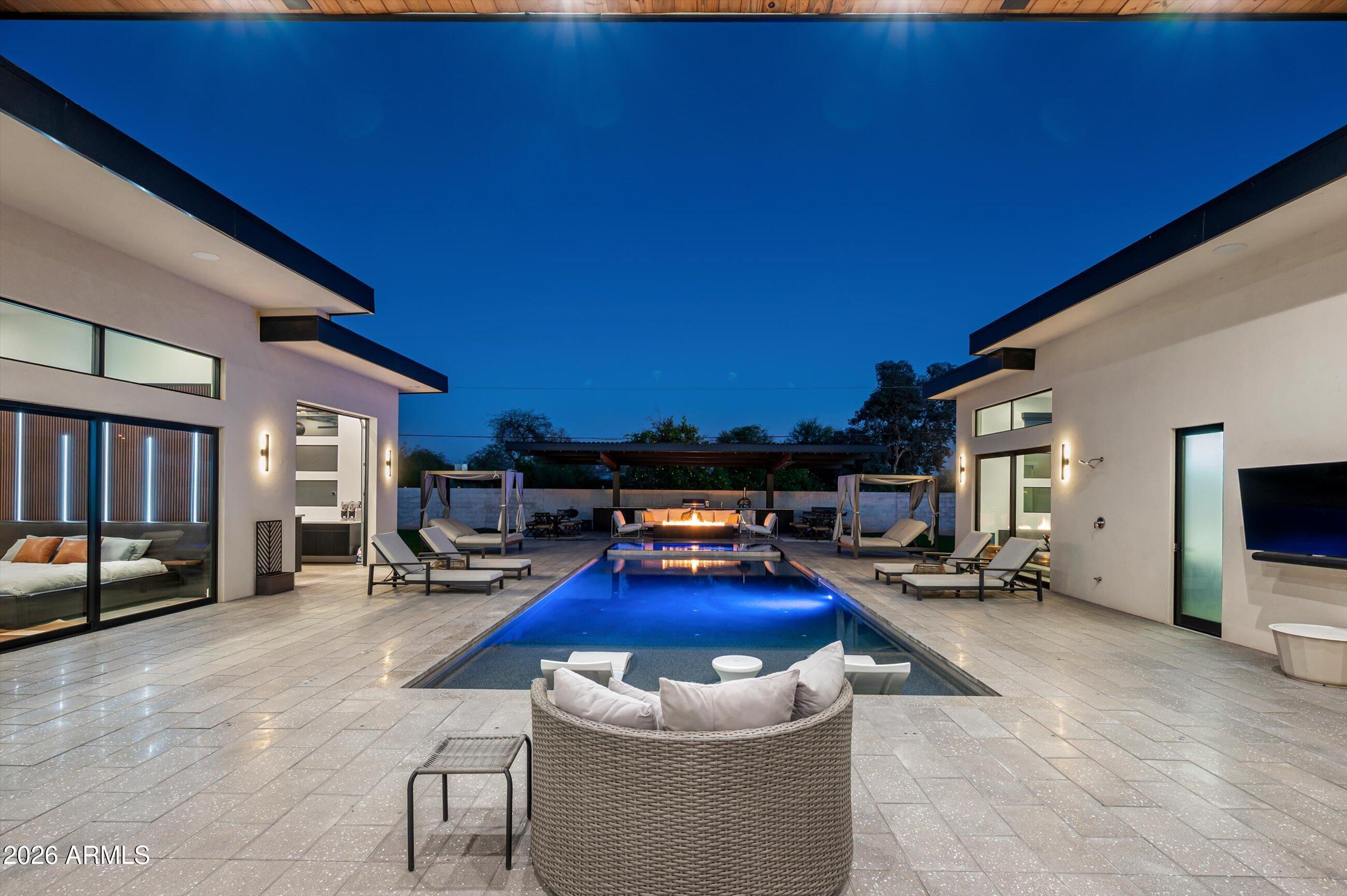 DESERT ESTATES 4 - Residential
