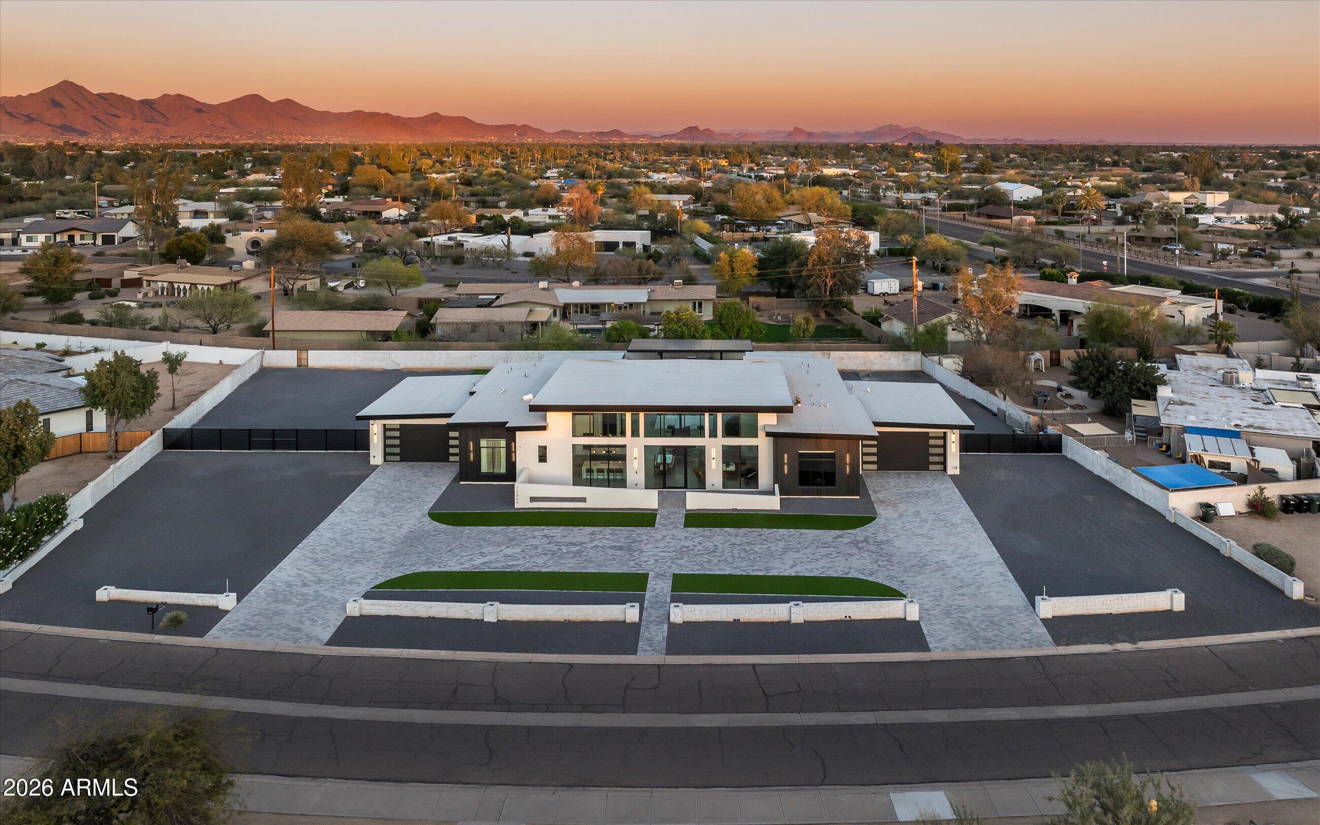 DESERT ESTATES 4 - Residential