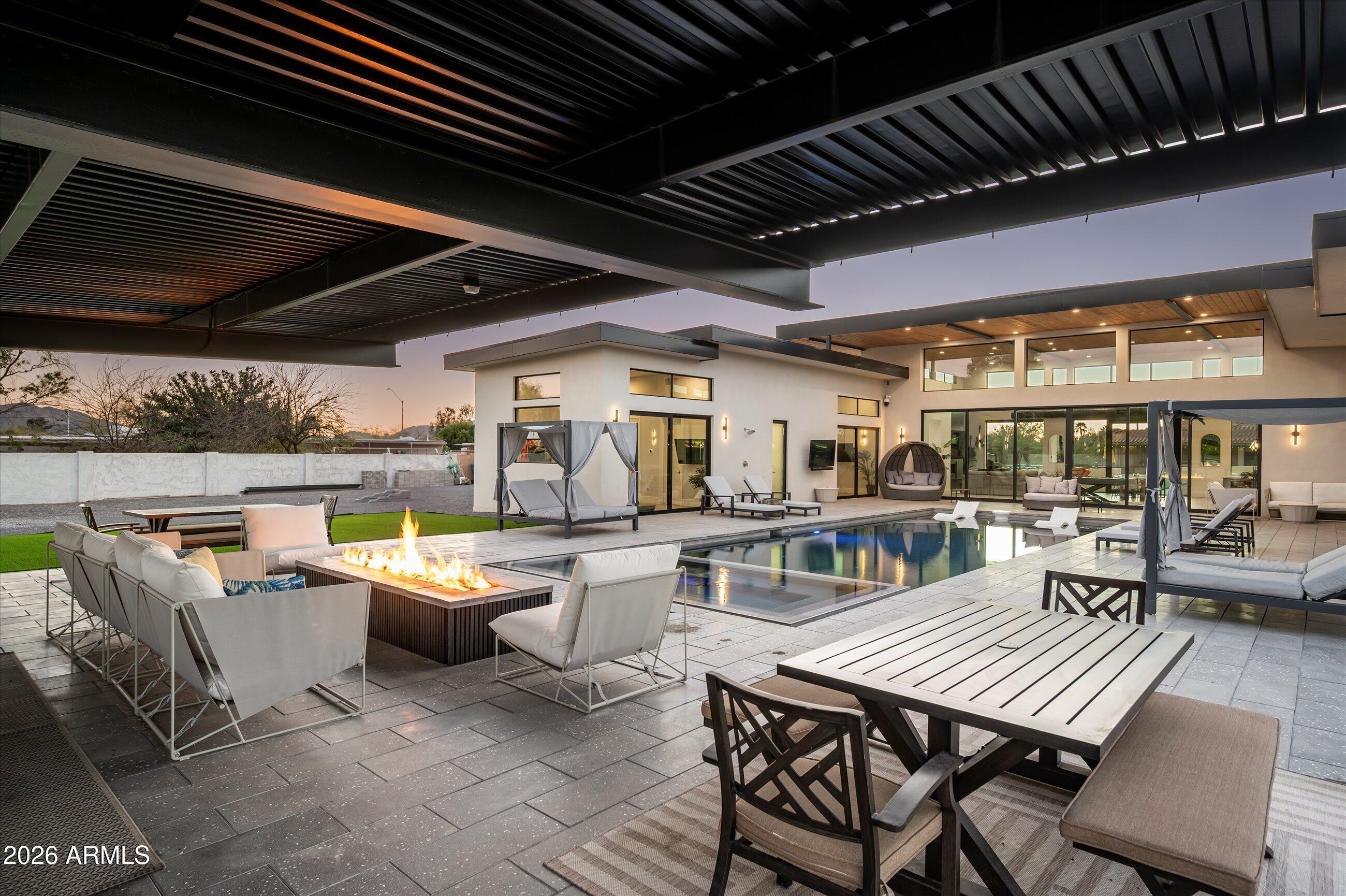 DESERT ESTATES 4 - Residential