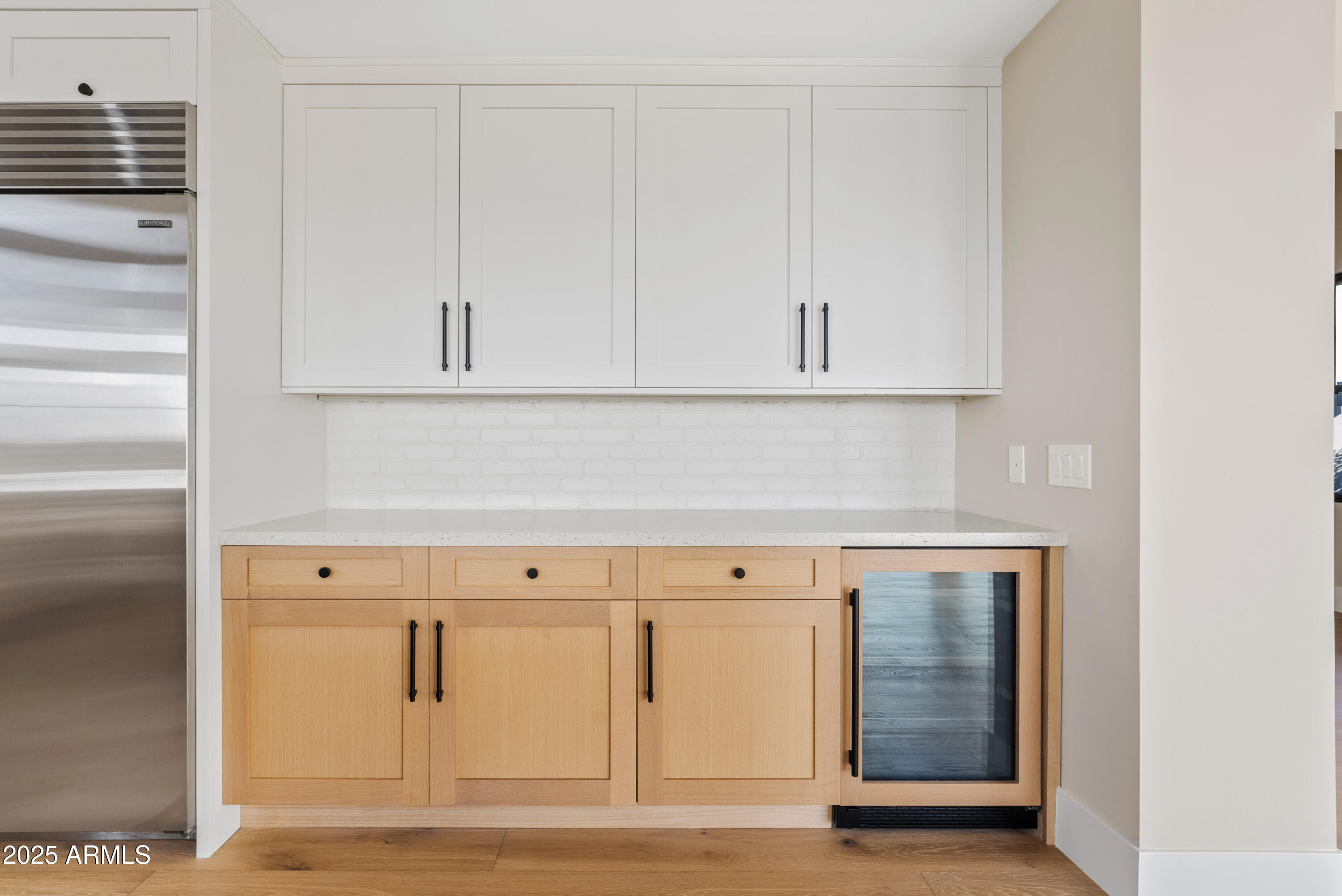 WHITE HORSE - Residential