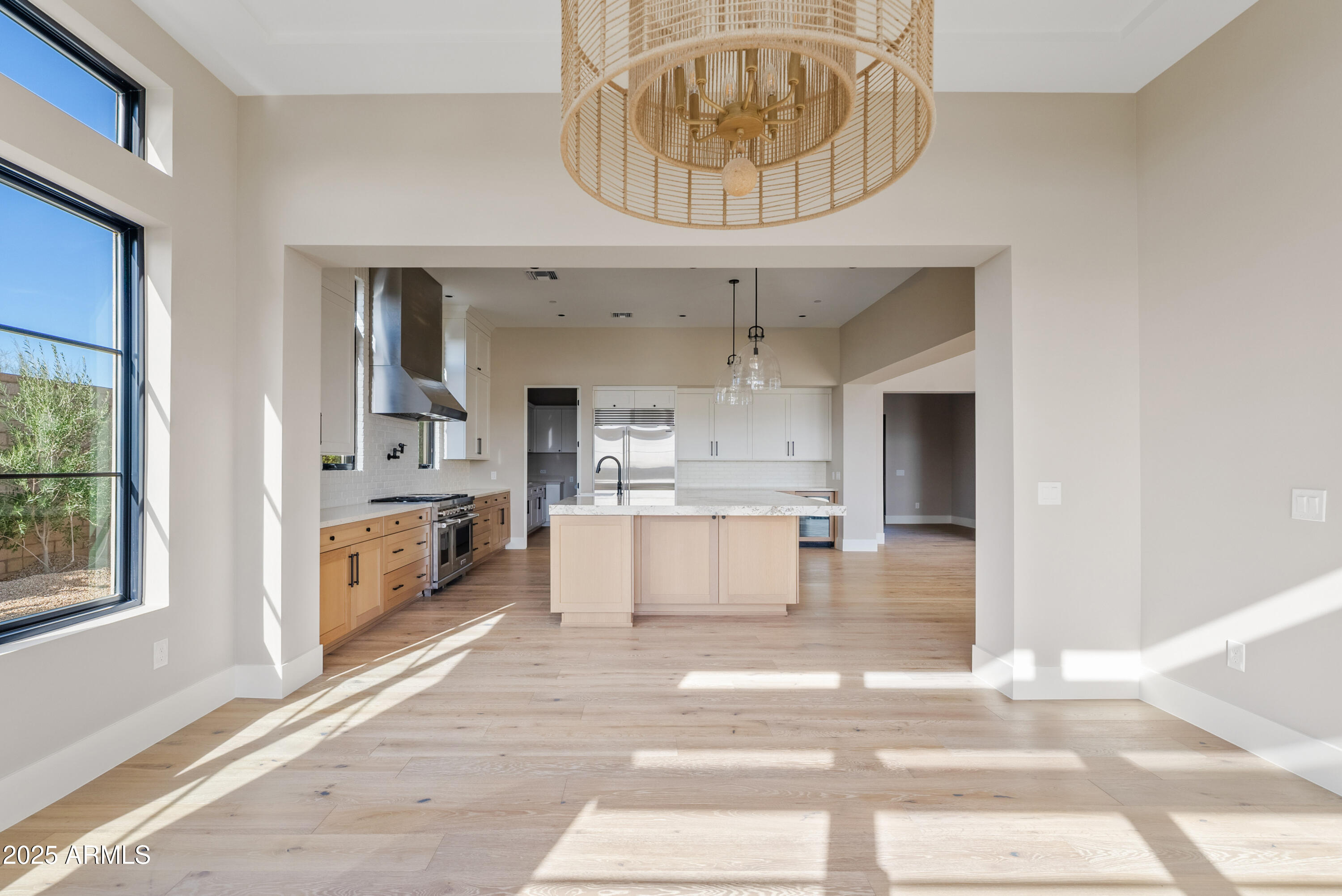 WHITE HORSE - Residential