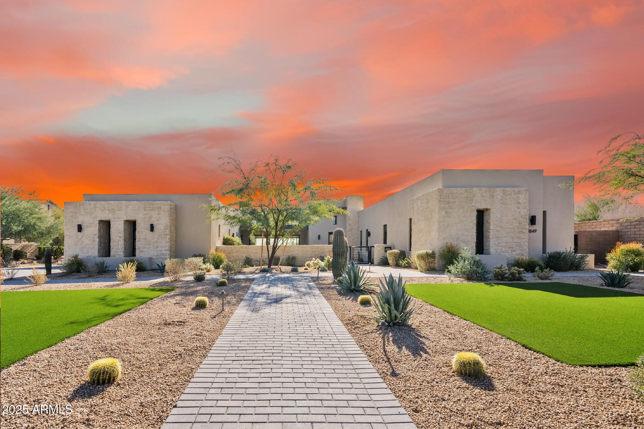 WHITE HORSE - Residential