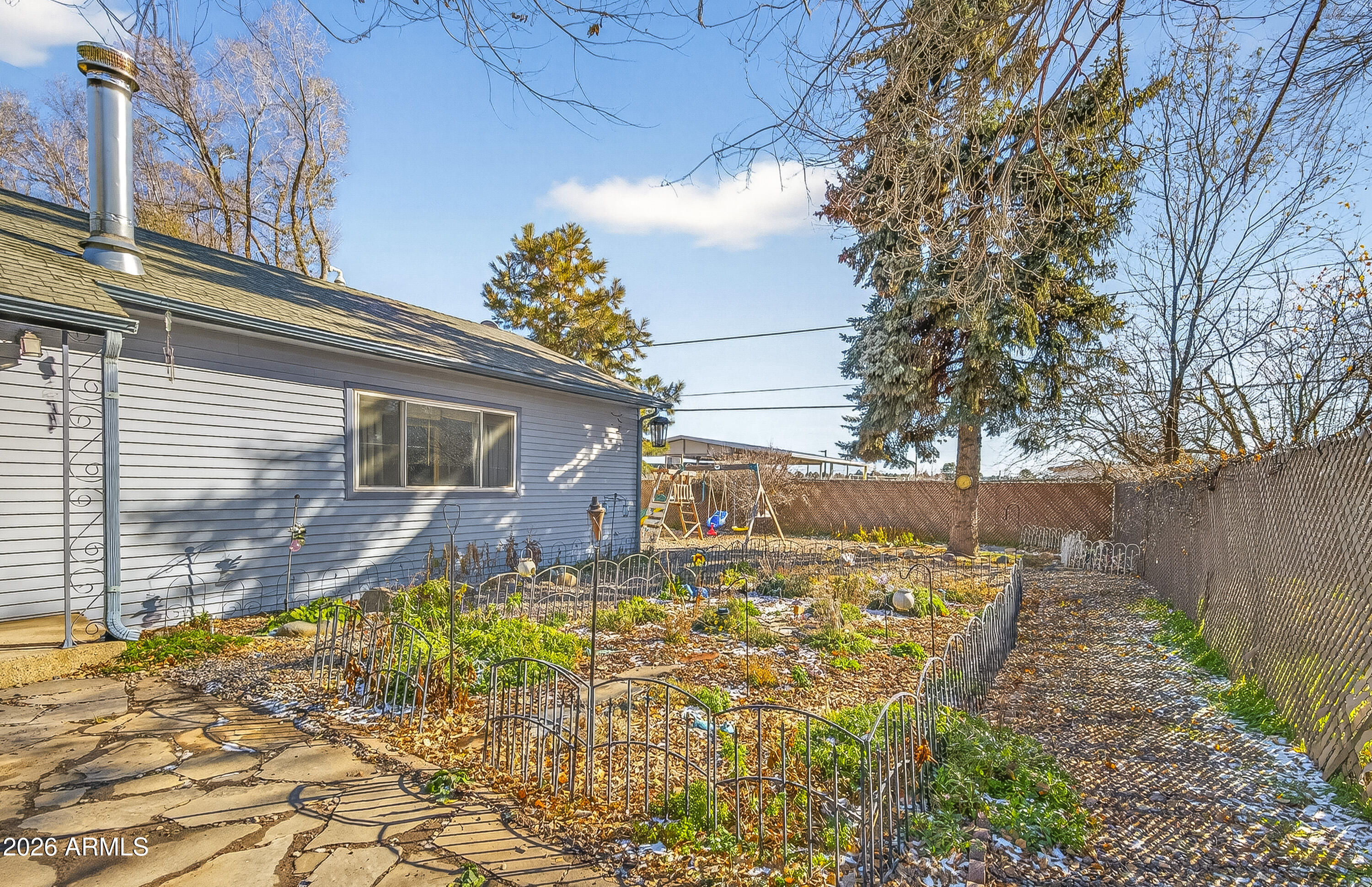 PINE PARK MANORS - Residential