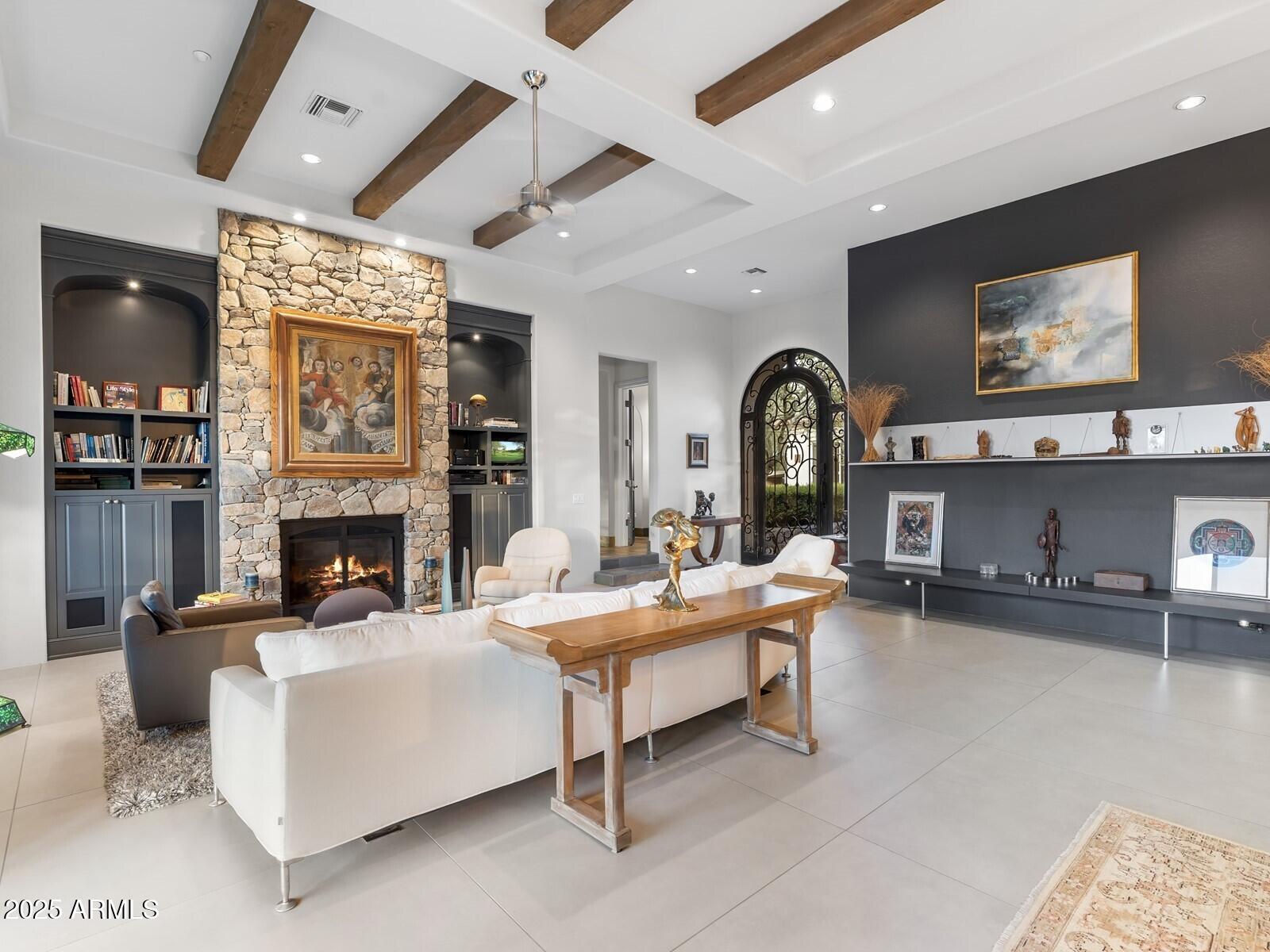 DC RANCH - Residential