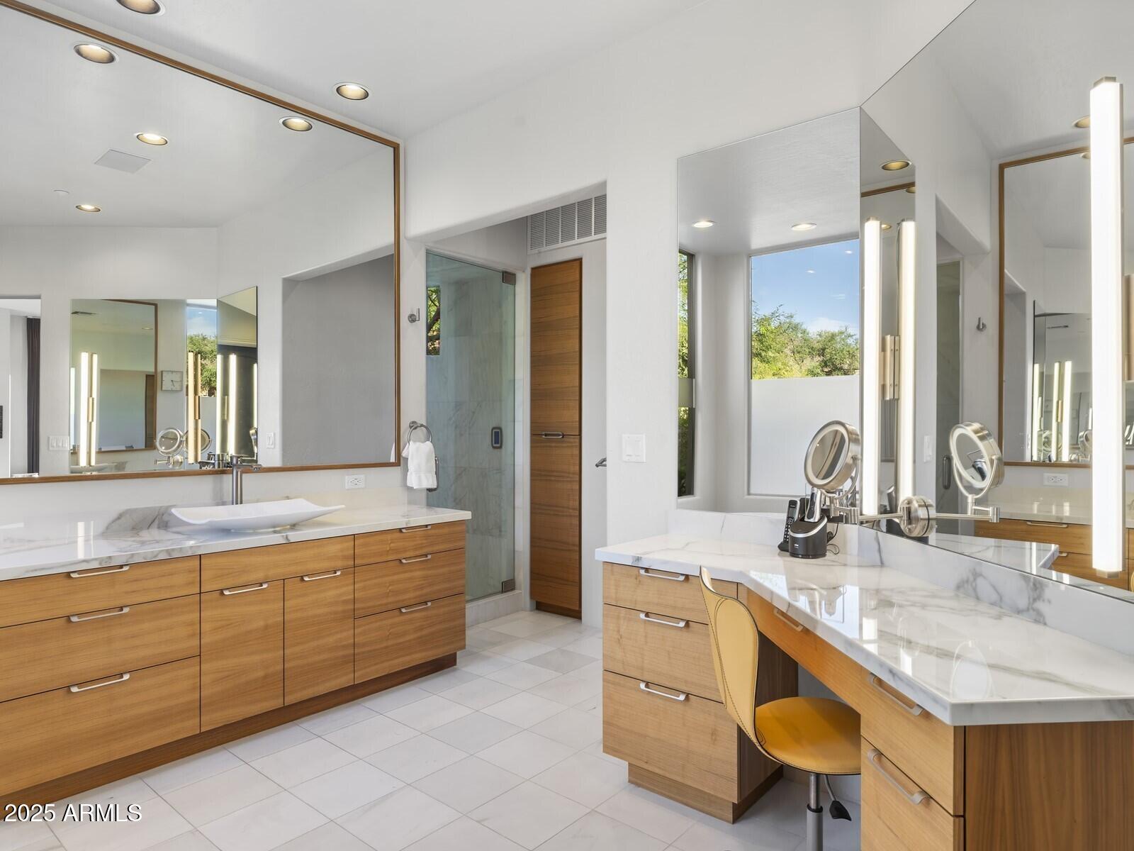 DC RANCH - Residential
