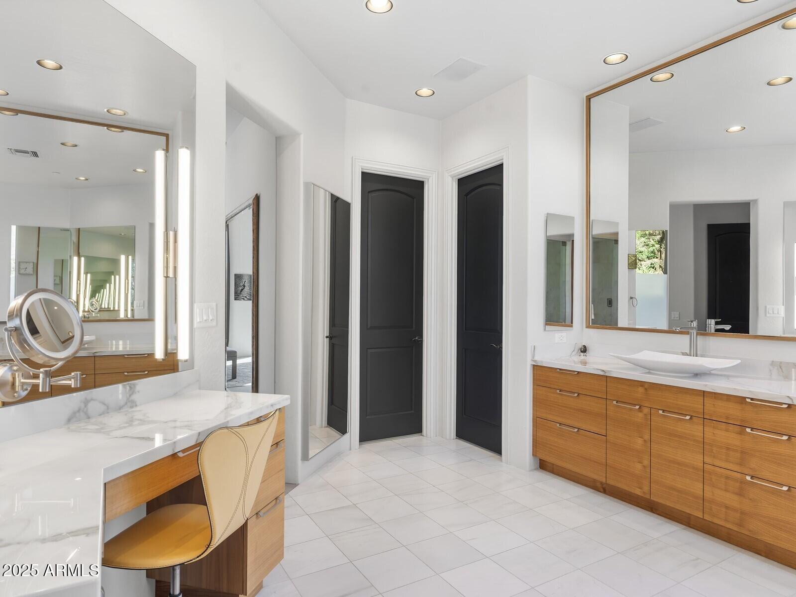 DC RANCH - Residential