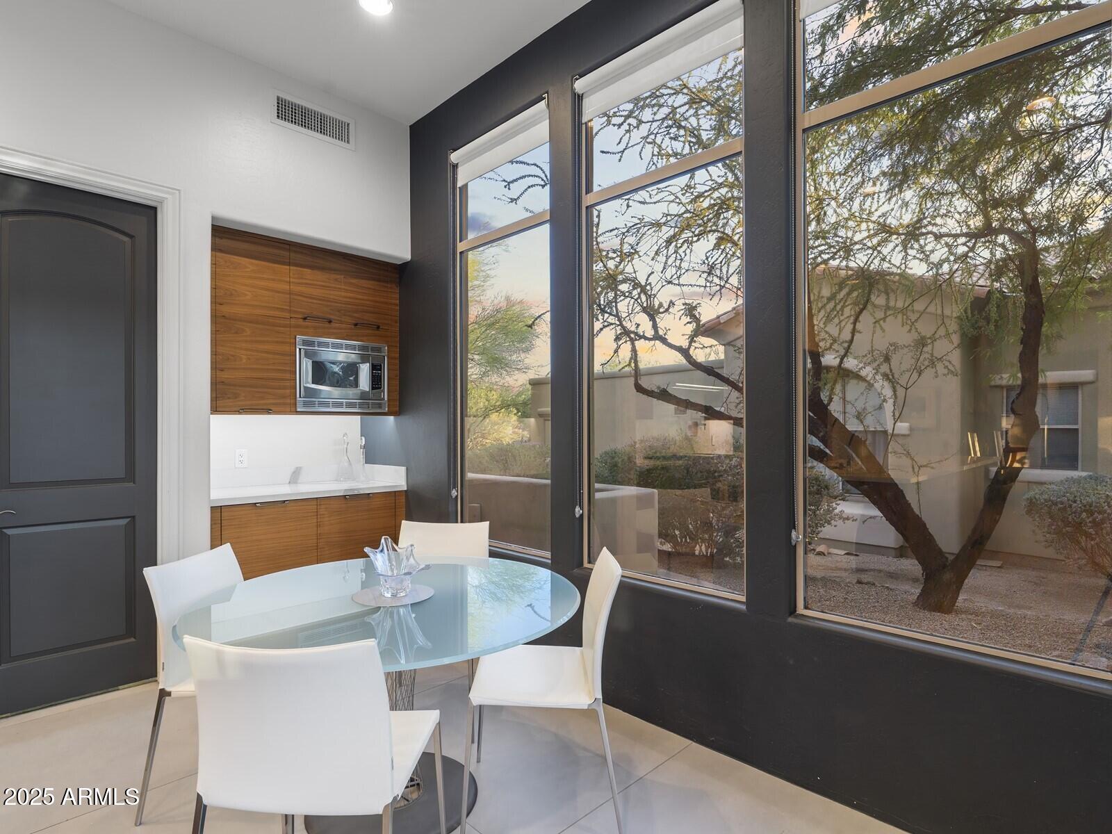 DC RANCH - Residential