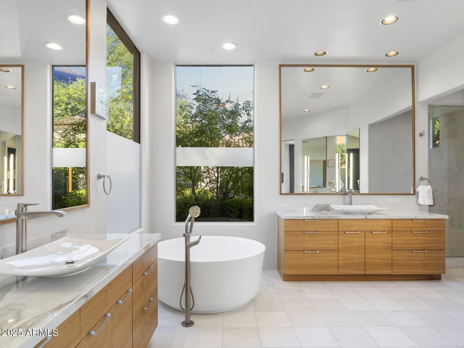 DC RANCH - Residential