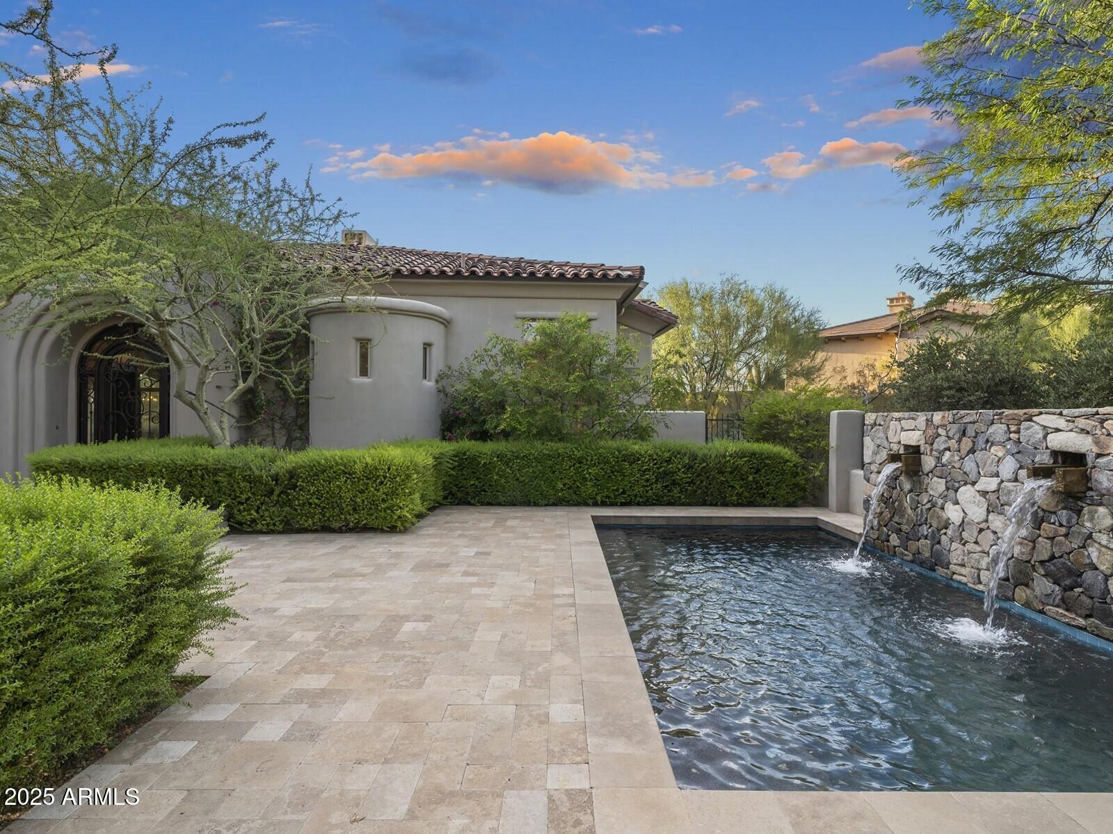 DC RANCH - Residential