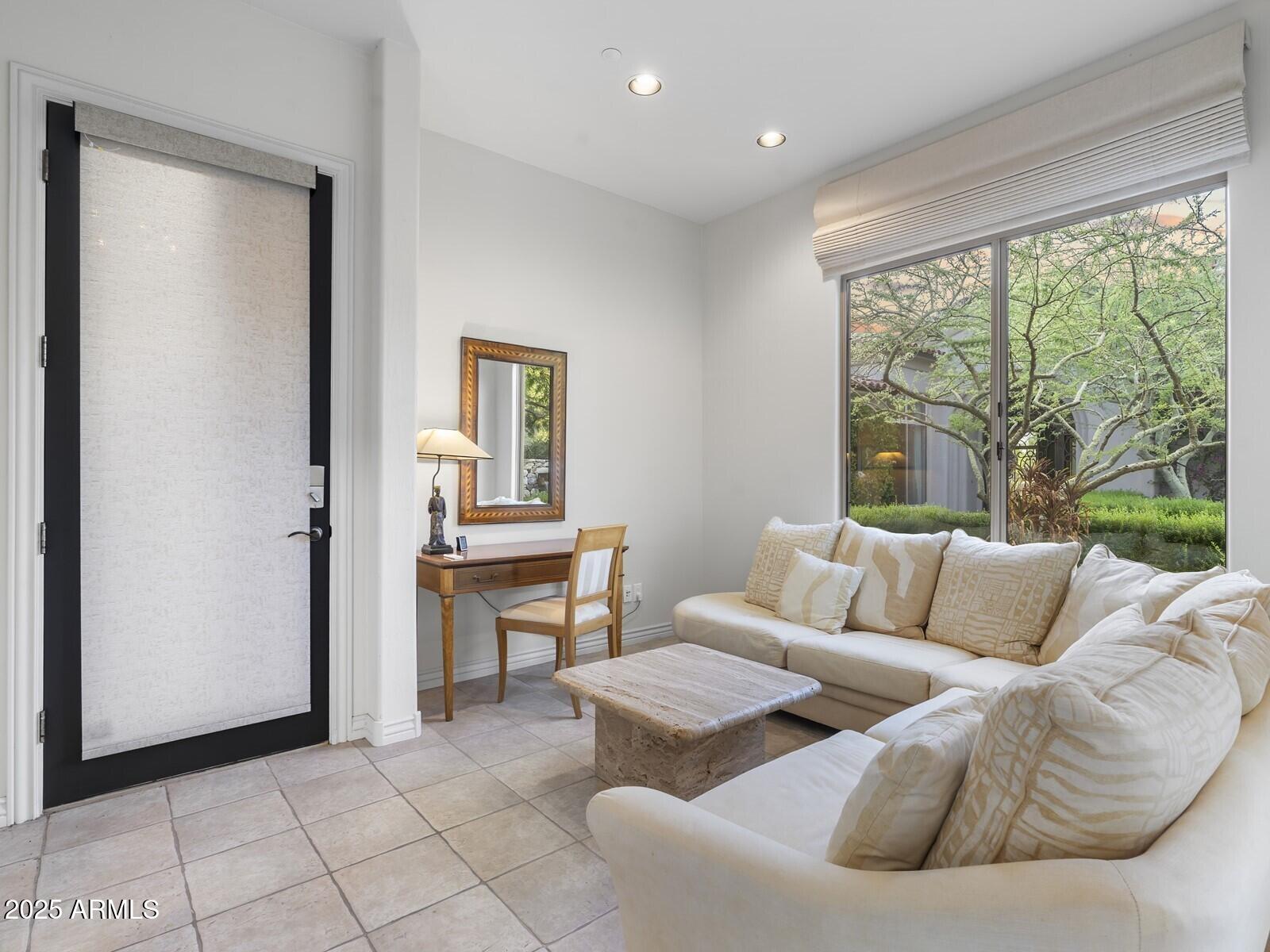 DC RANCH - Residential