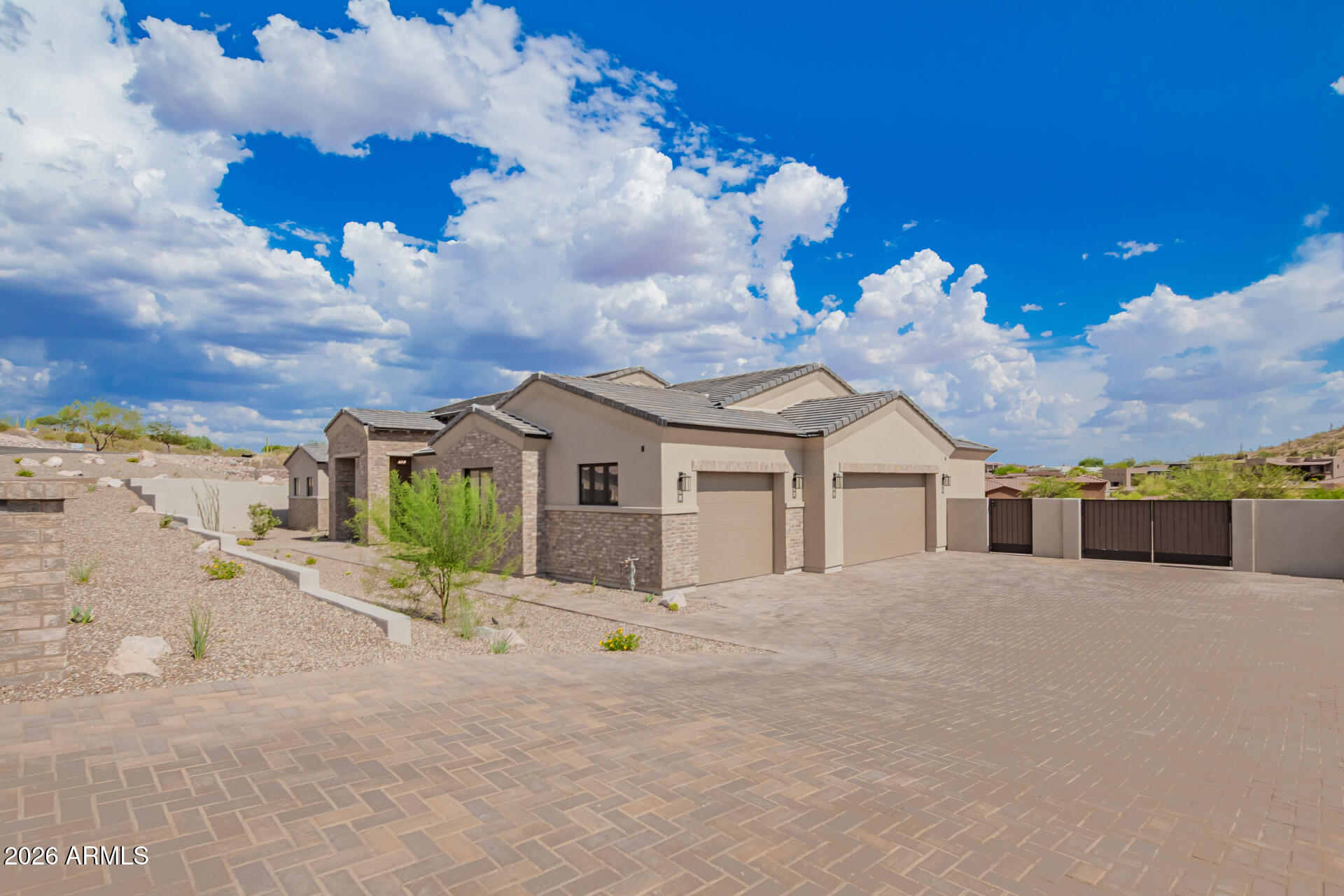 QUAIL CANYON AT THE SUPERSTITIONS - Residential