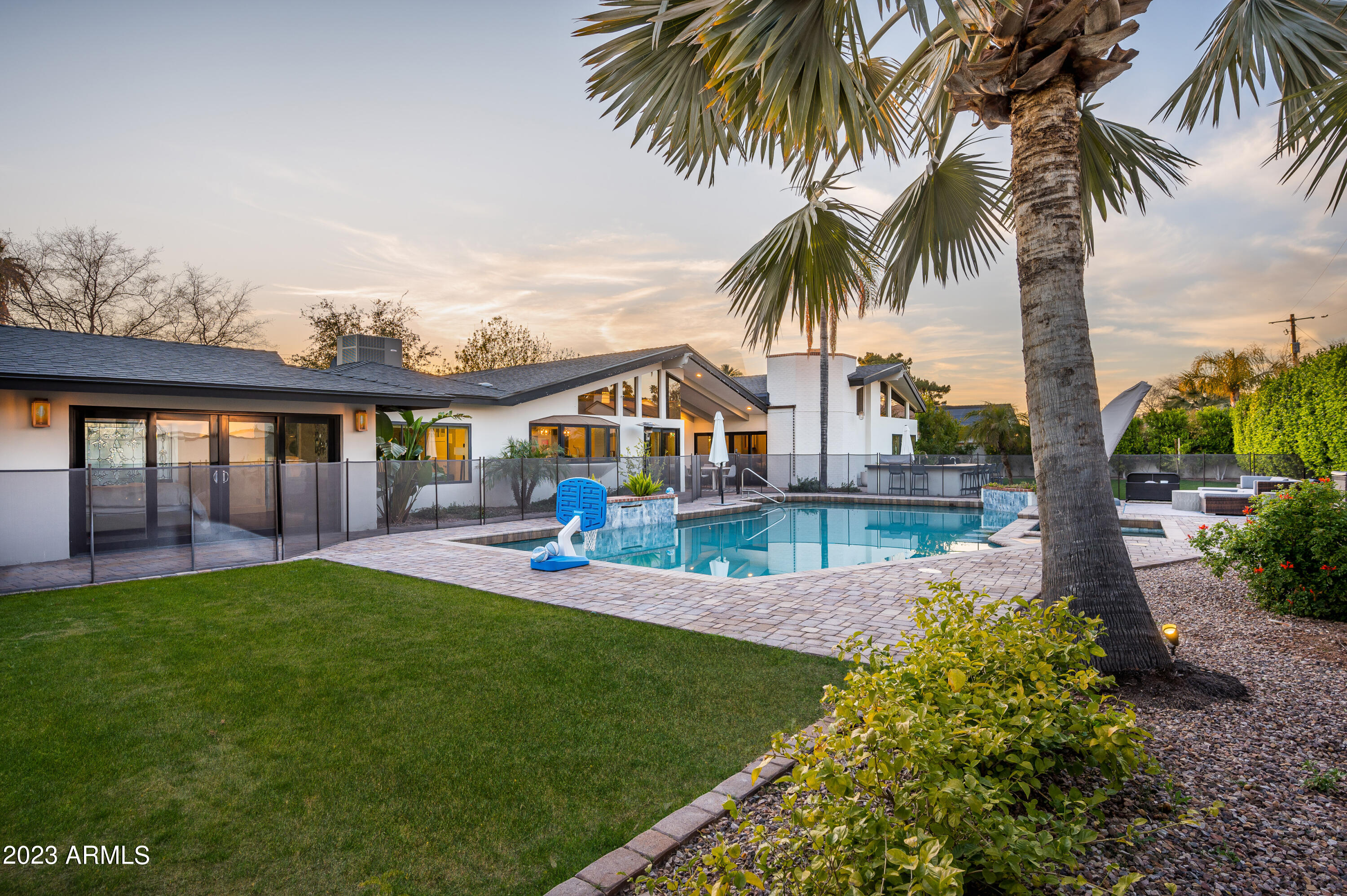 LAFAYETTE VILLA 3 - Residential