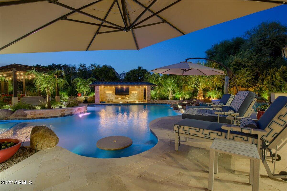 VISTA ESTANCIA - Residential