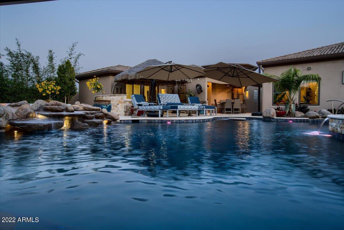 VISTA ESTANCIA - Residential