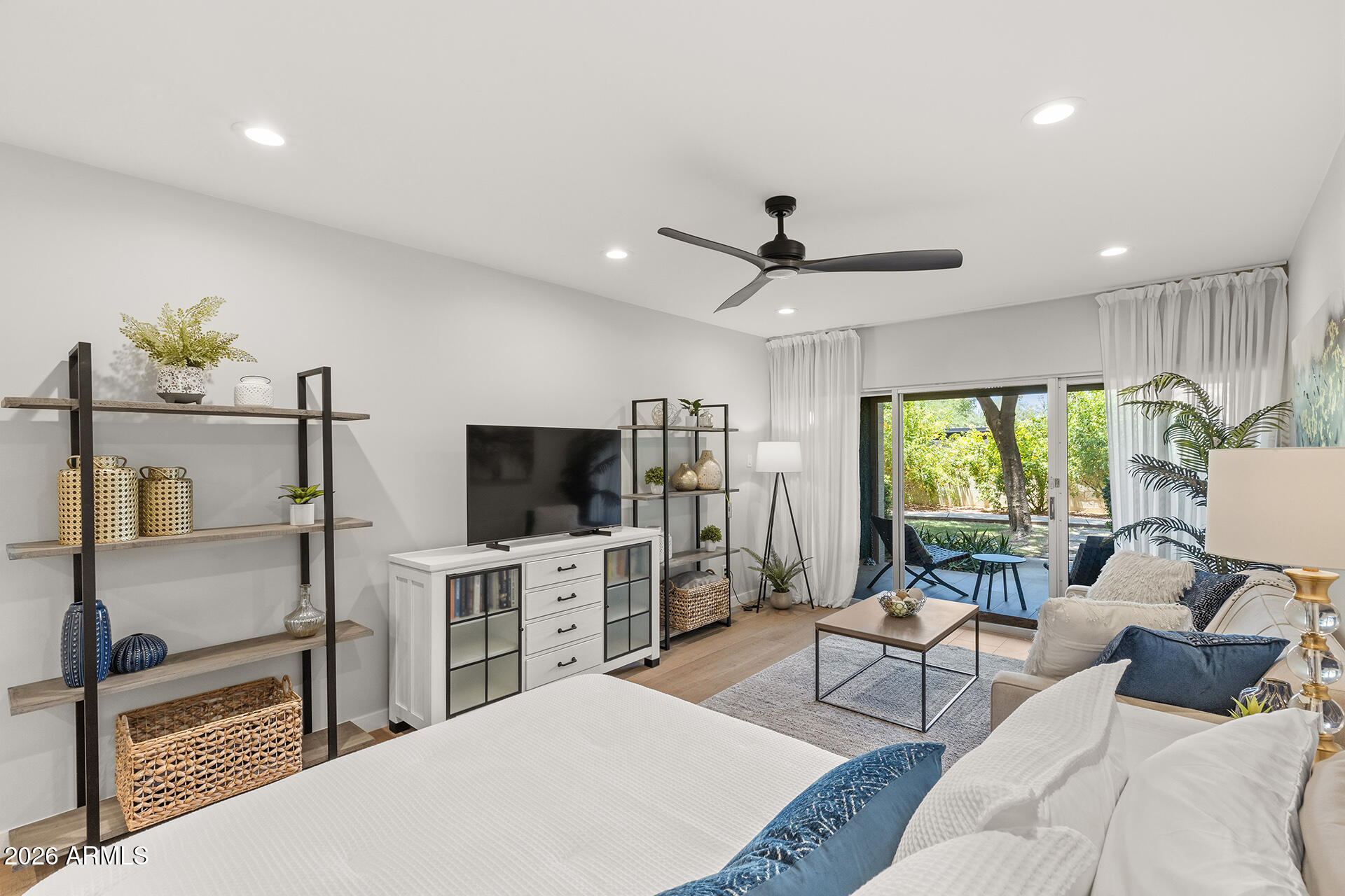 SCOTTSDALE CONDOMINIUMS AMD - Residential